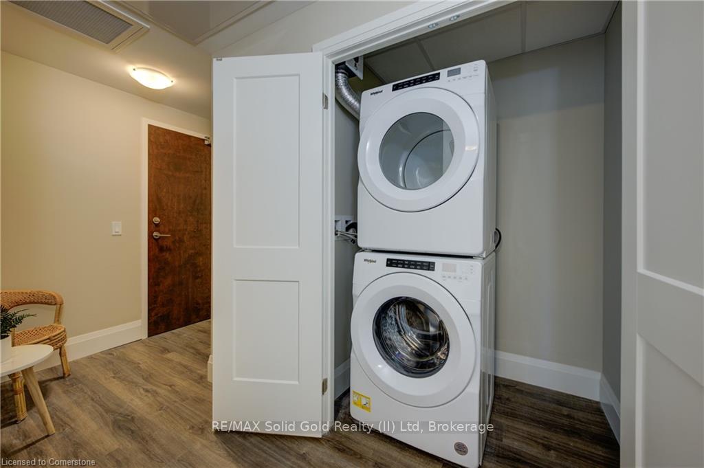 Photo 3 of Unit 1105, 108 Garment Street, Kitchener — HOMEH