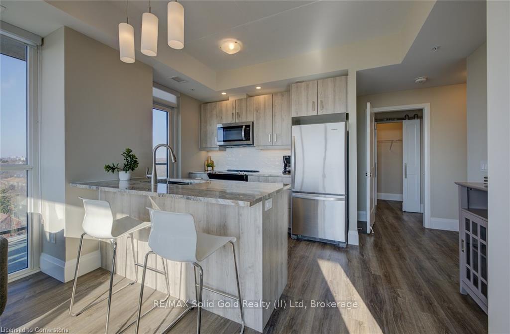 Photo 7 of Unit 1105, 108 Garment Street, Kitchener — HOMEH