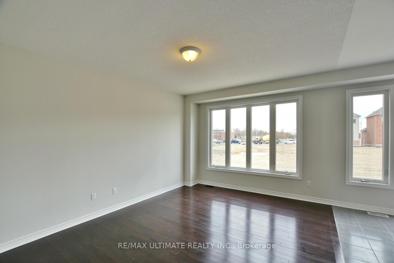 Photo 17 of 16 Mclean Avenue, Collingwood — HOMEH
