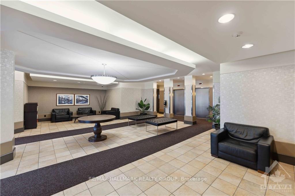 Photo 4 of Unit 4D, 310 Central Park Drive, Ottawa, Central Park — HOMEH