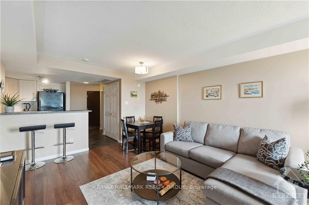 Photo 11 of Unit 4D, 310 Central Park Drive, Ottawa, Central Park — HOMEH