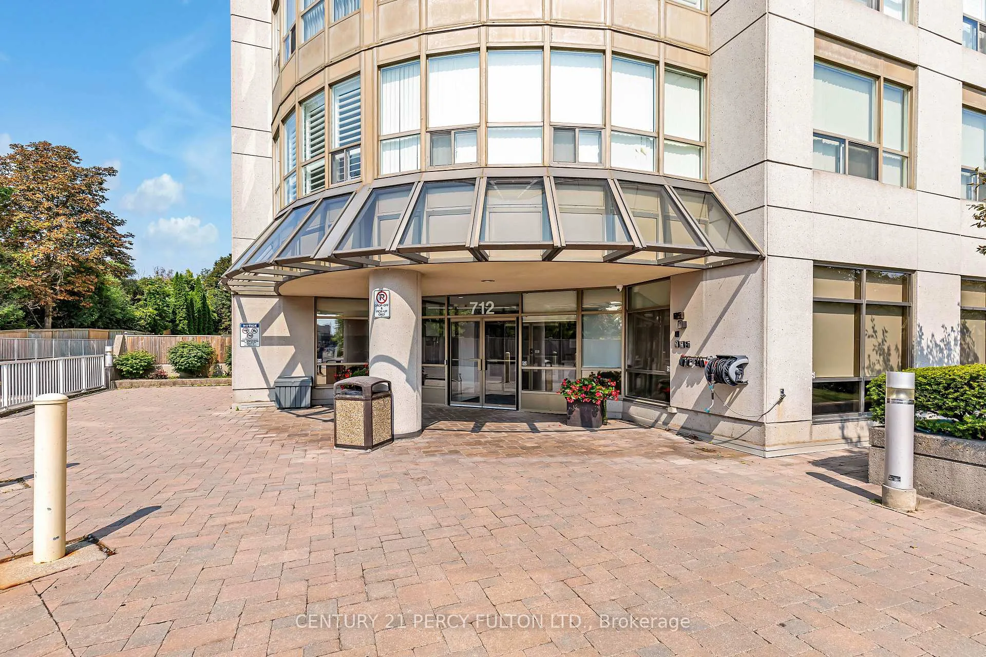 Photo 4 of Unit 506, 712 Rossland Road E, Whitby, Pringle Creek — HOMEH