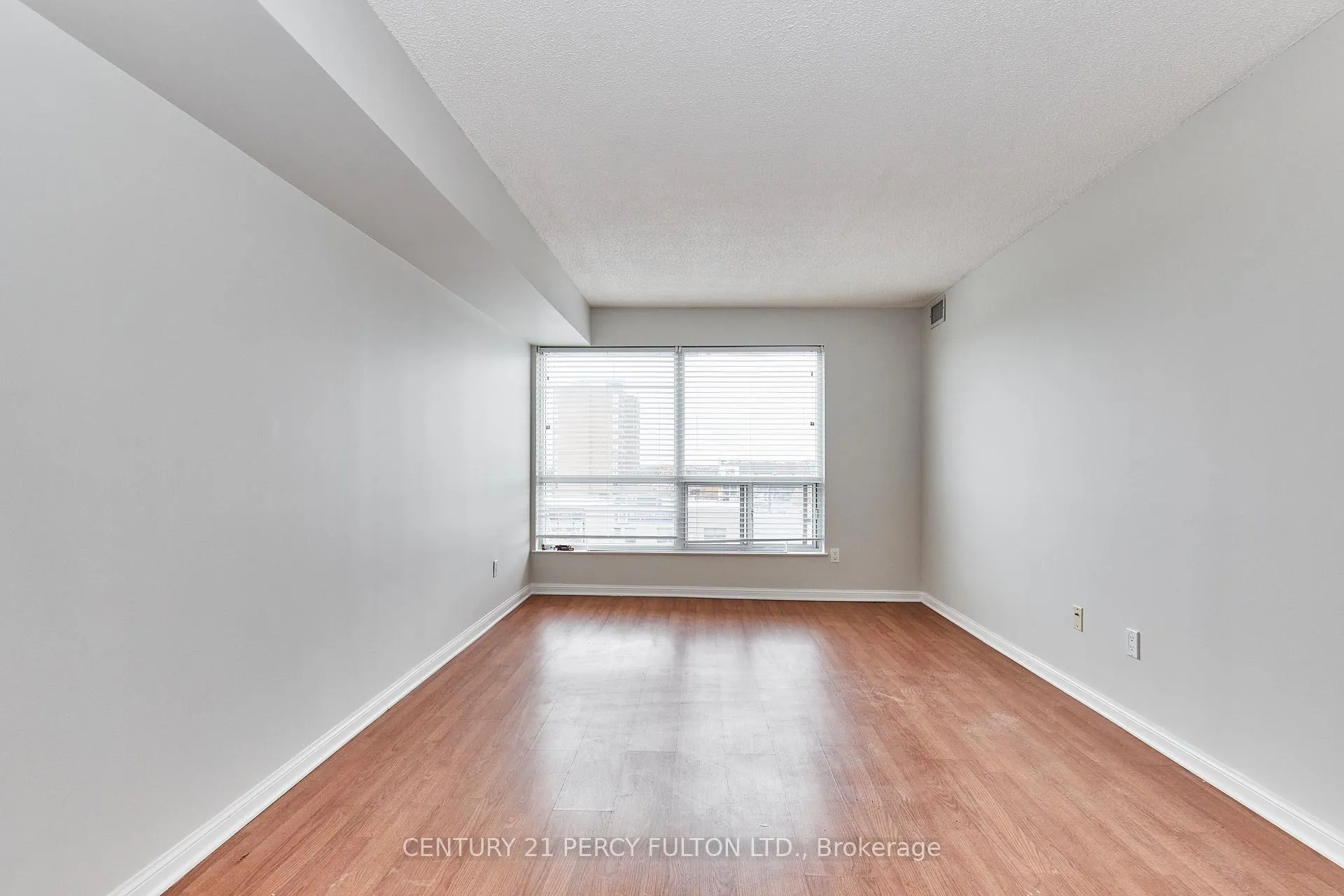 Photo 21 of Unit 506, 712 Rossland Road E, Whitby, Pringle Creek — HOMEH