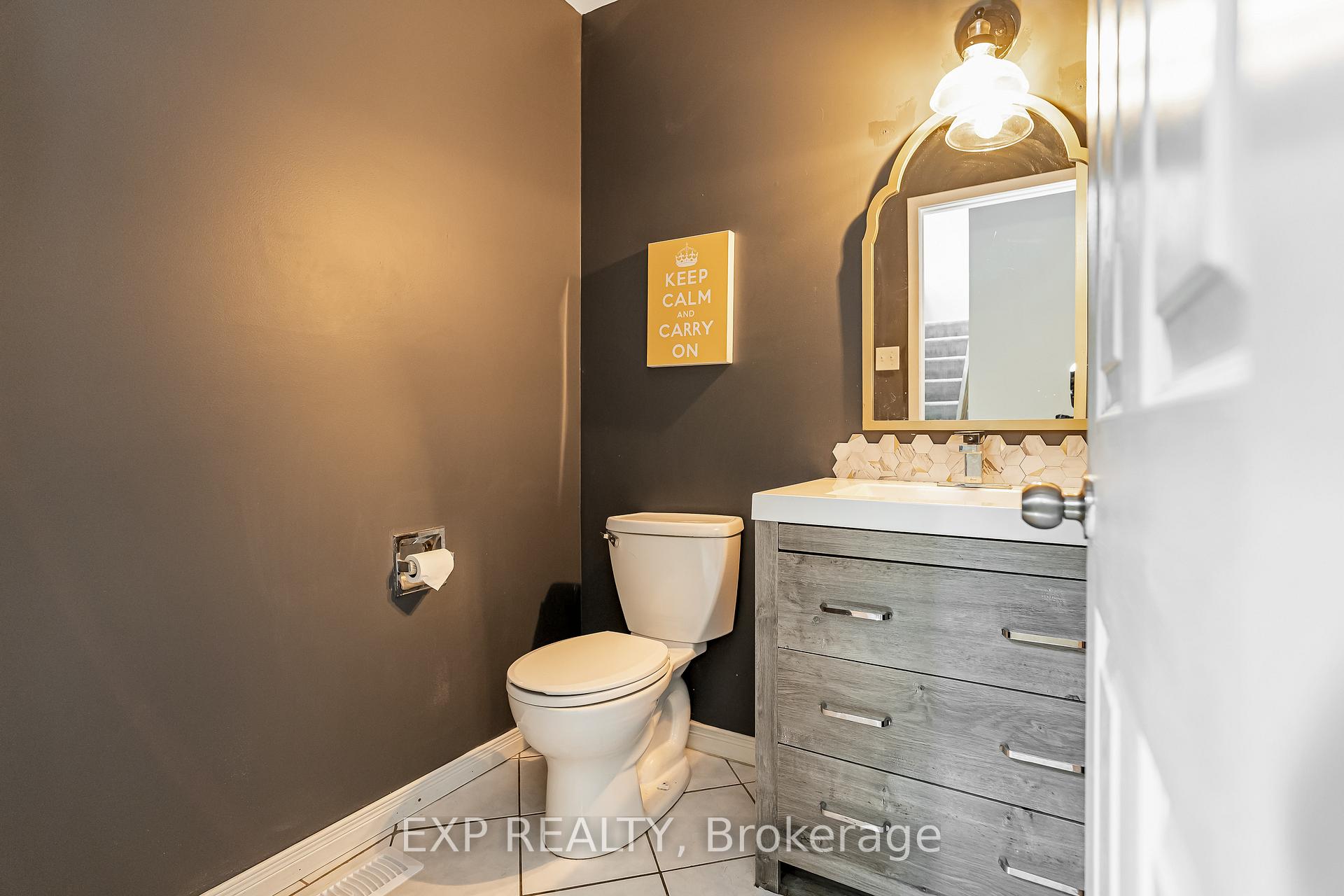 Photo 8 of 36 Bethune Way, Ottawa, Kanata - Beaverbrook — HOMEH