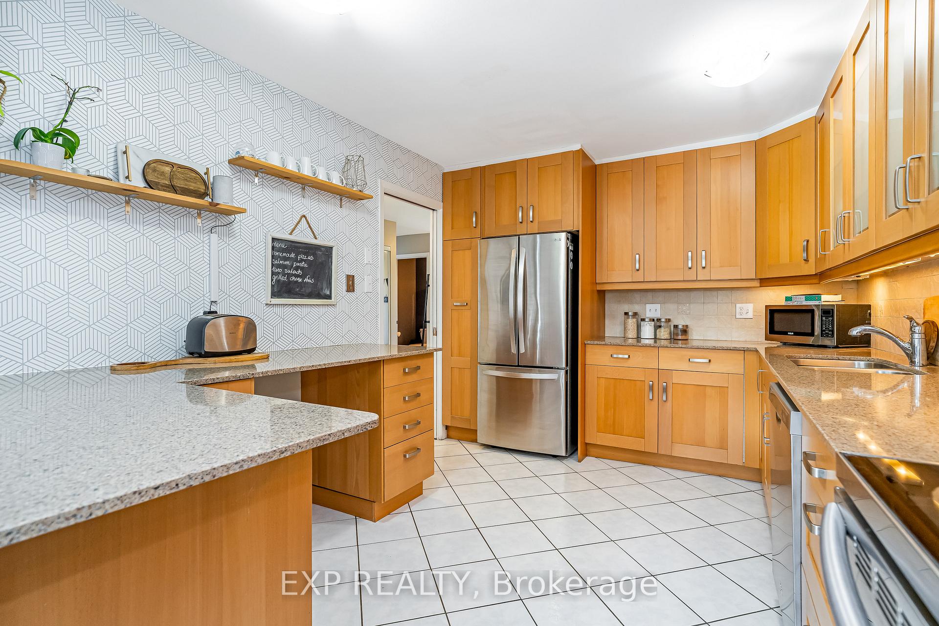 Photo 14 of 36 Bethune Way, Ottawa, Kanata - Beaverbrook — HOMEH