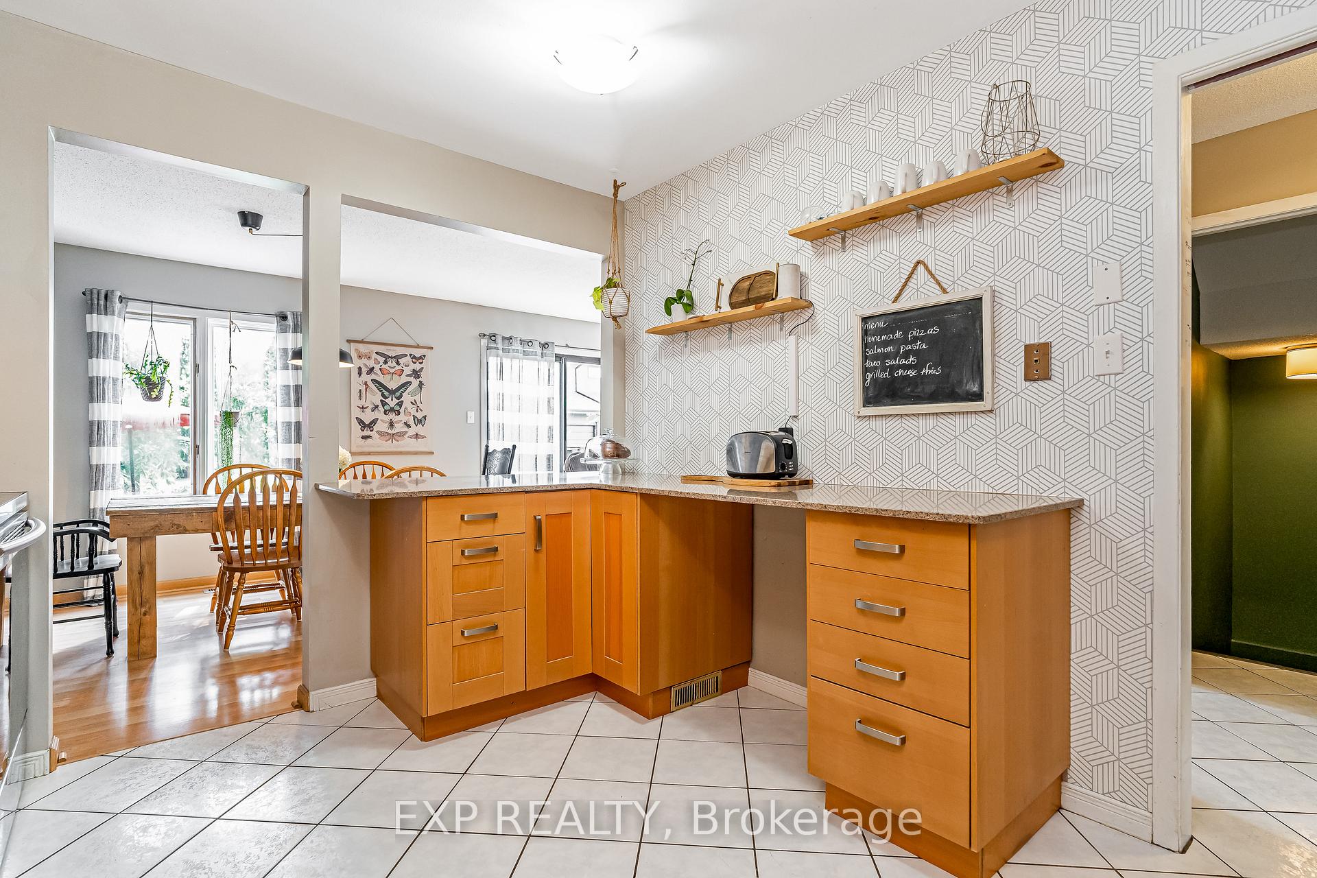 Photo 15 of 36 Bethune Way, Ottawa, Kanata - Beaverbrook — HOMEH