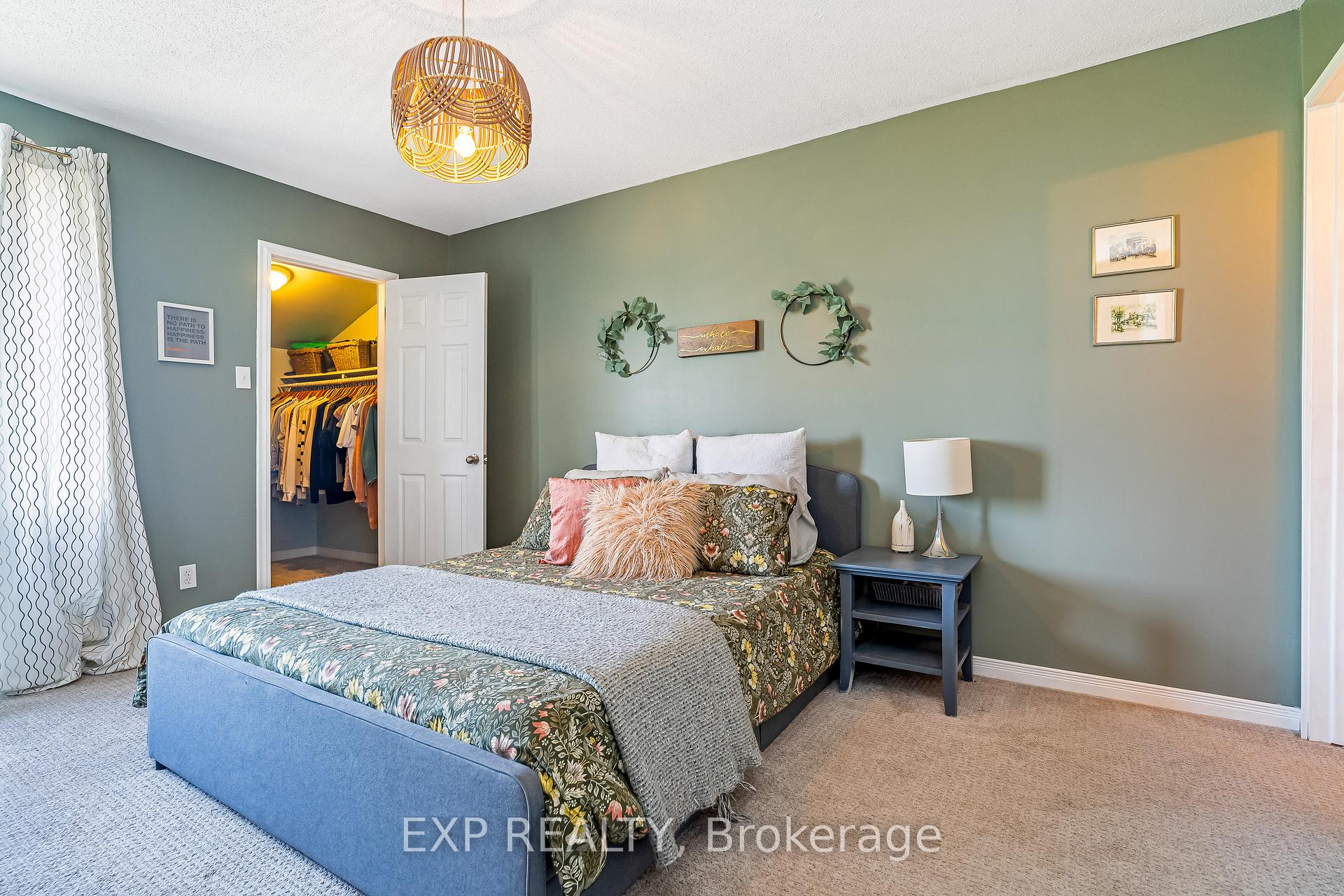 Photo 20 of 36 Bethune Way, Ottawa, Kanata - Beaverbrook — HOMEH
