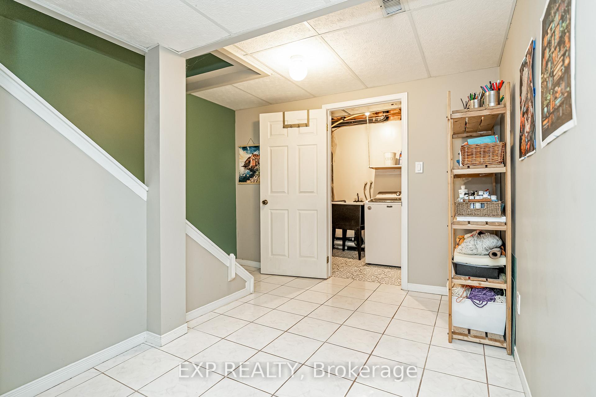 Photo 33 of 36 Bethune Way, Ottawa, Kanata - Beaverbrook — HOMEH