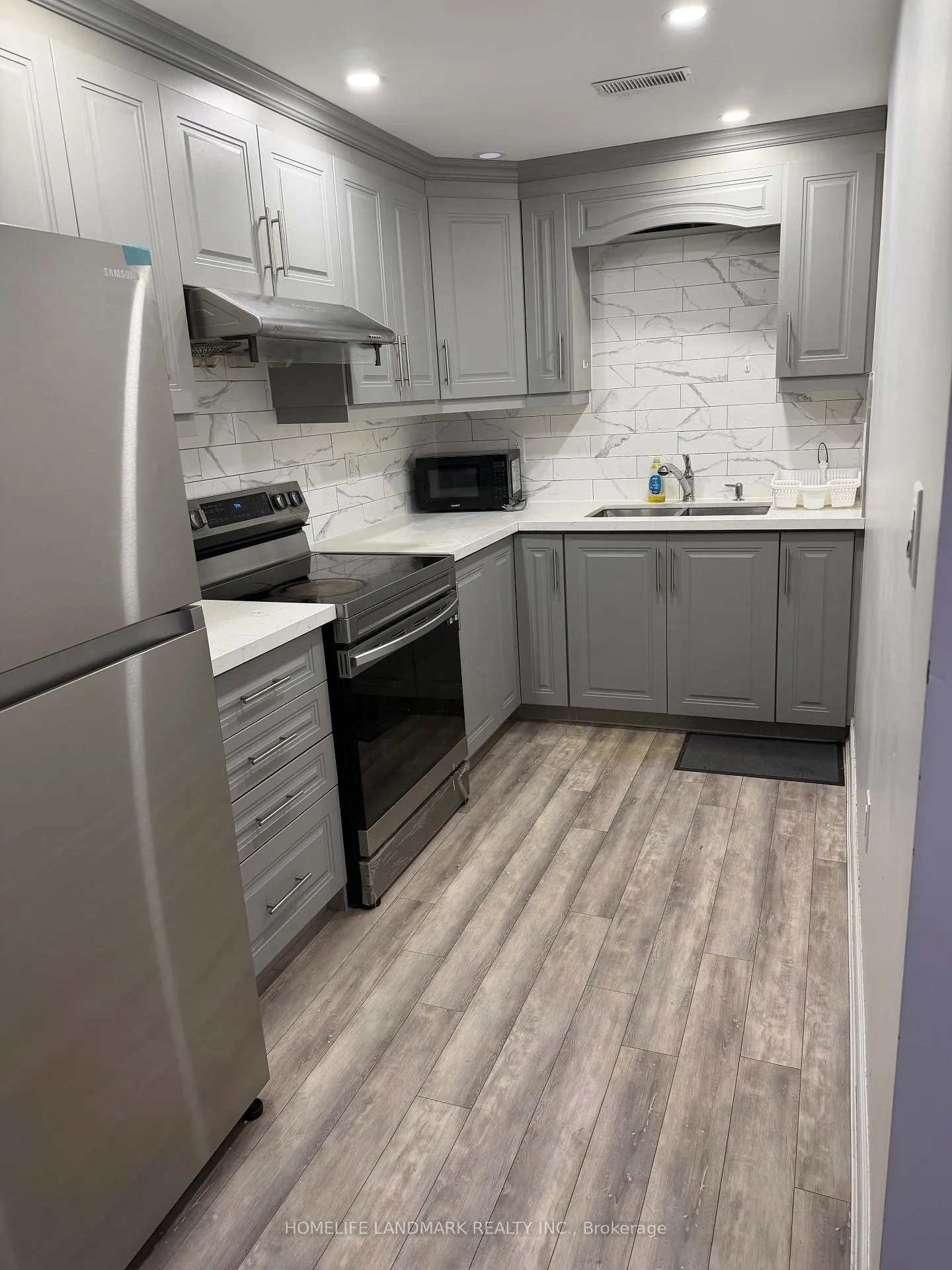 Photo 4 of Unit Basement, 51 Sutter Avenue, Brampton, Heart Lake West — HOMEH