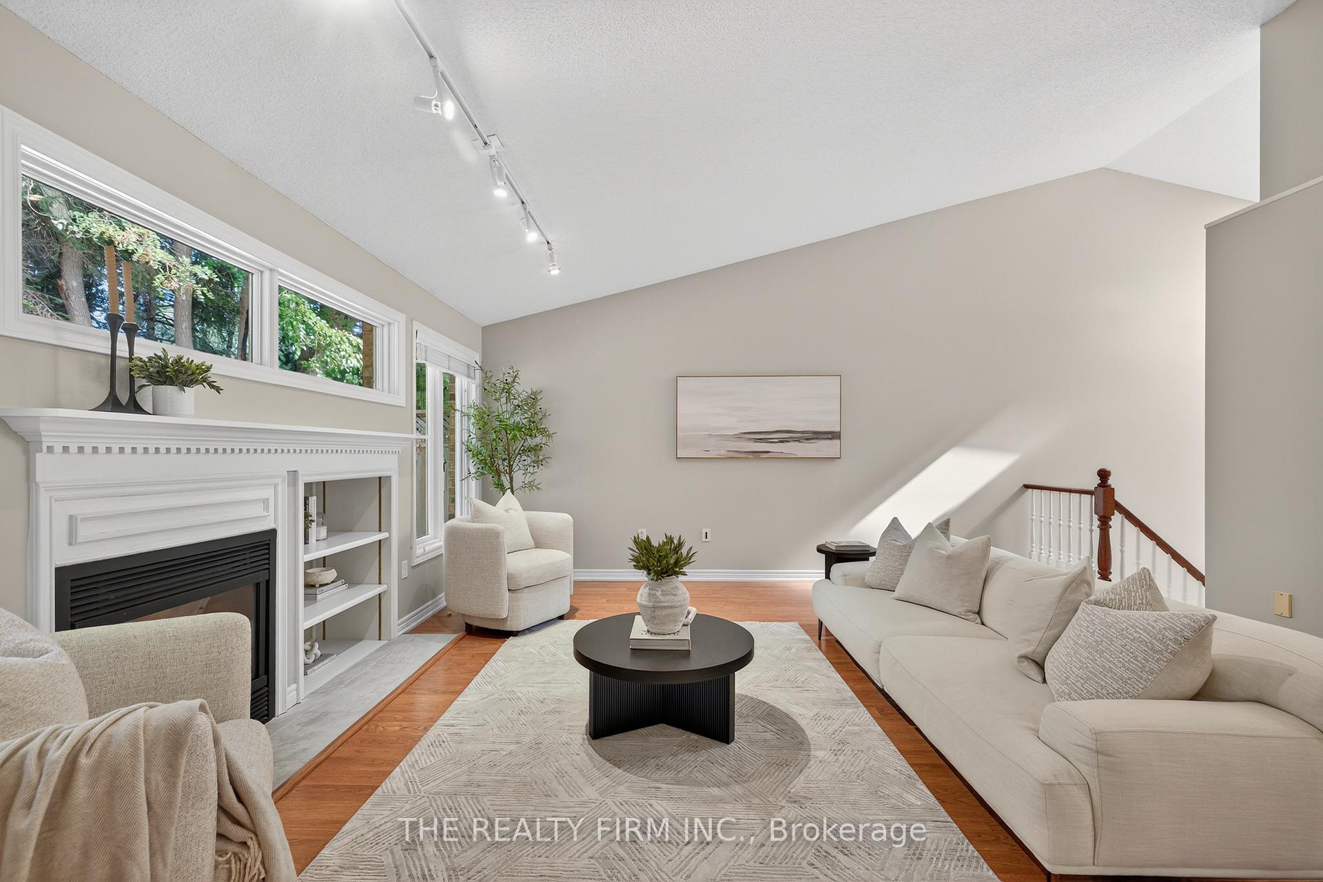 Photo 8 of Unit 4, 519 Riverside Drive, London, North P — HOMEH