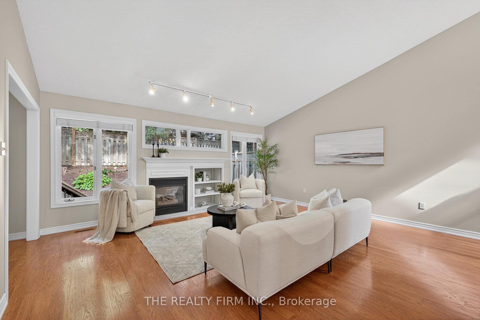Photo 9 of Unit 4, 519 Riverside Drive, London, North P — HOMEH