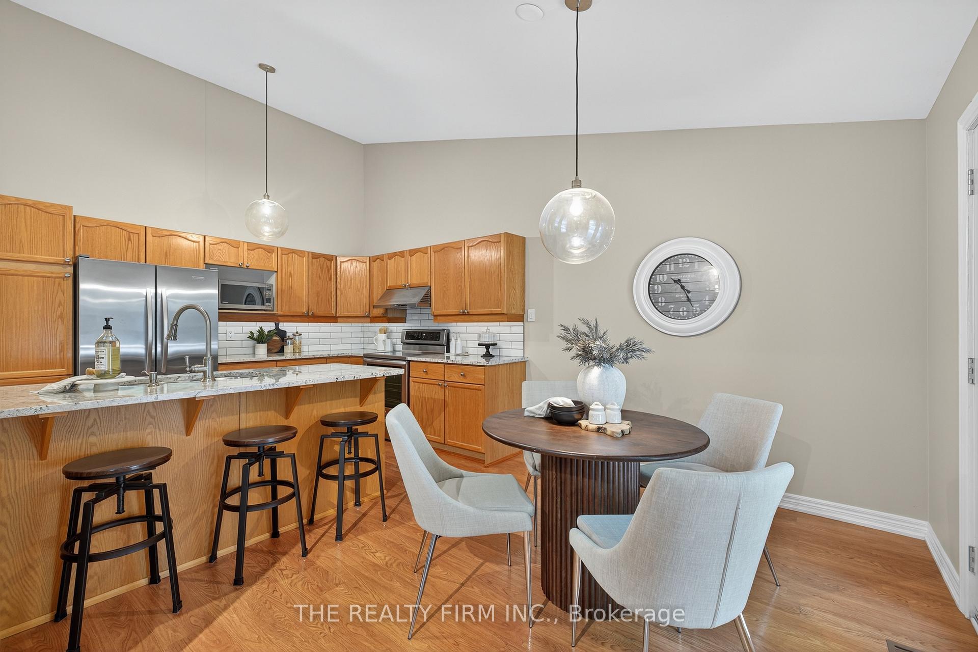 Photo 11 of Unit 4, 519 Riverside Drive, London, North P — HOMEH