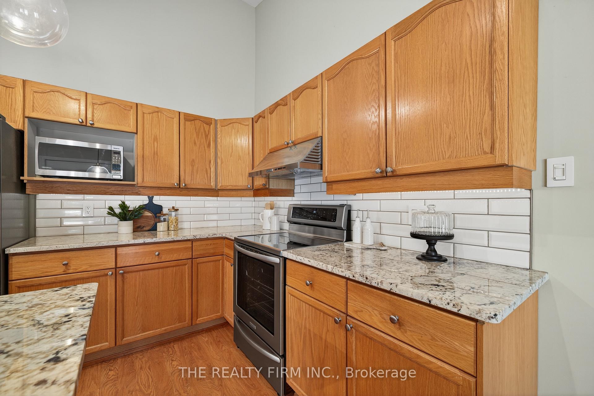 Photo 14 of Unit 4, 519 Riverside Drive, London, North P — HOMEH
