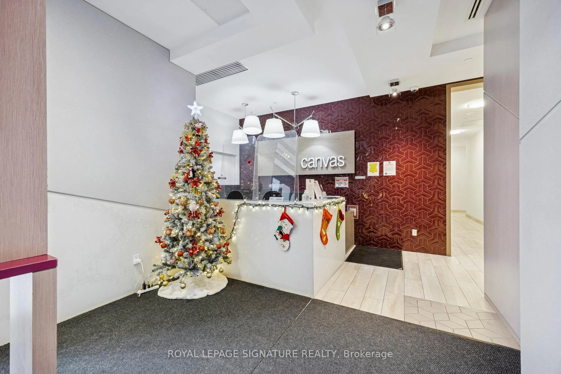 Photo 5 of Unit 424, 2301 Danforth Avenue, Toronto, East End-Danforth — HOMEH