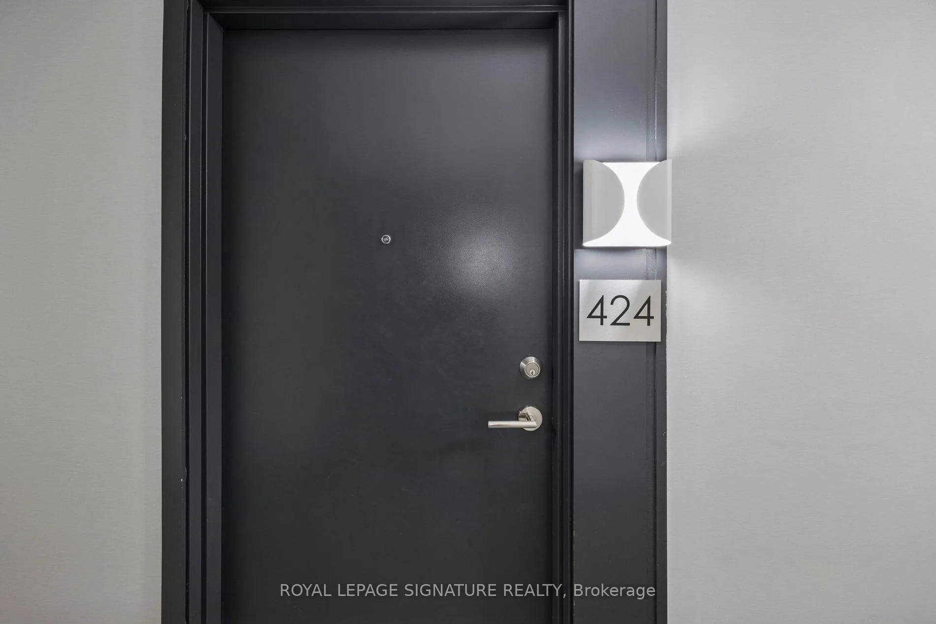 Photo 6 of Unit 424, 2301 Danforth Avenue, Toronto, East End-Danforth — HOMEH