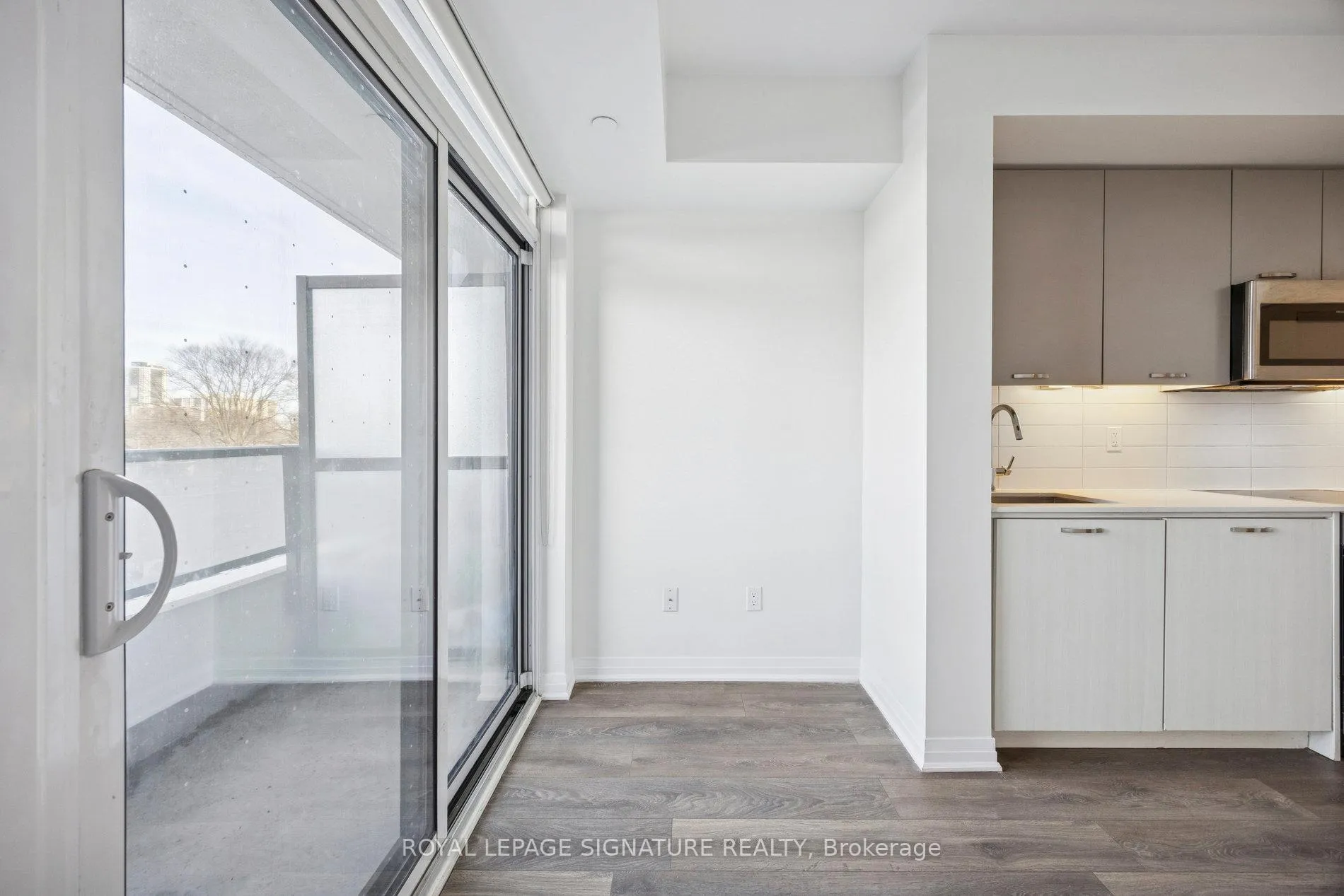 Photo 18 of Unit 424, 2301 Danforth Avenue, Toronto, East End-Danforth — HOMEH