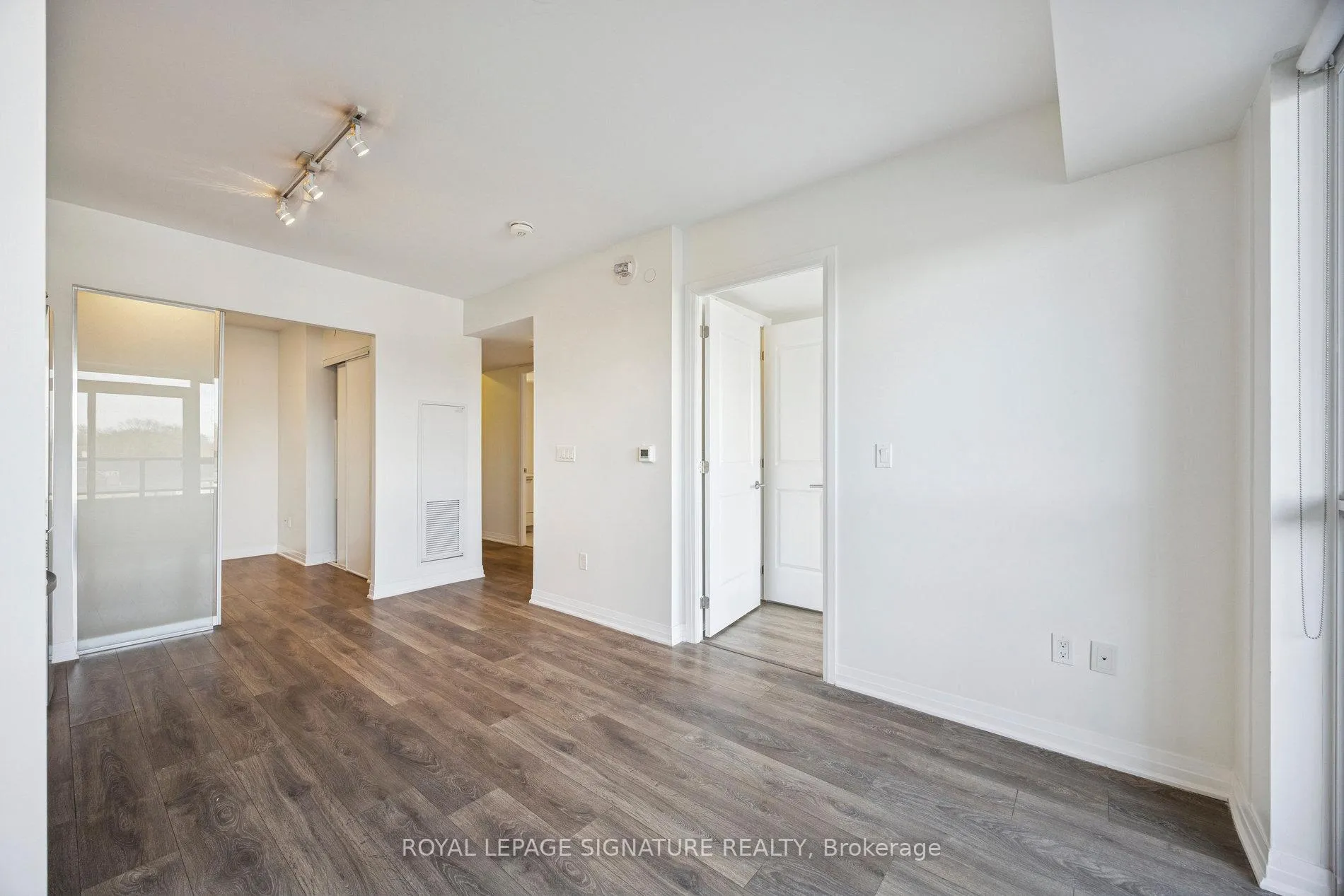 Photo 19 of Unit 424, 2301 Danforth Avenue, Toronto, East End-Danforth — HOMEH