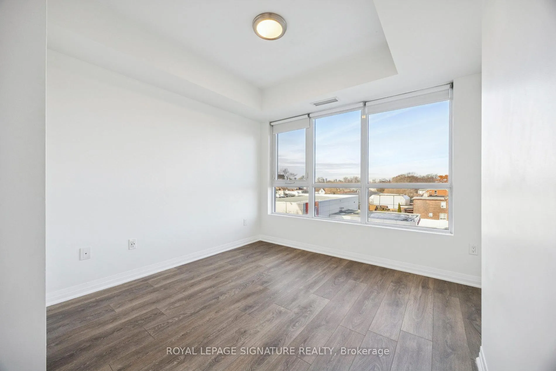 Photo 23 of Unit 424, 2301 Danforth Avenue, Toronto, East End-Danforth — HOMEH