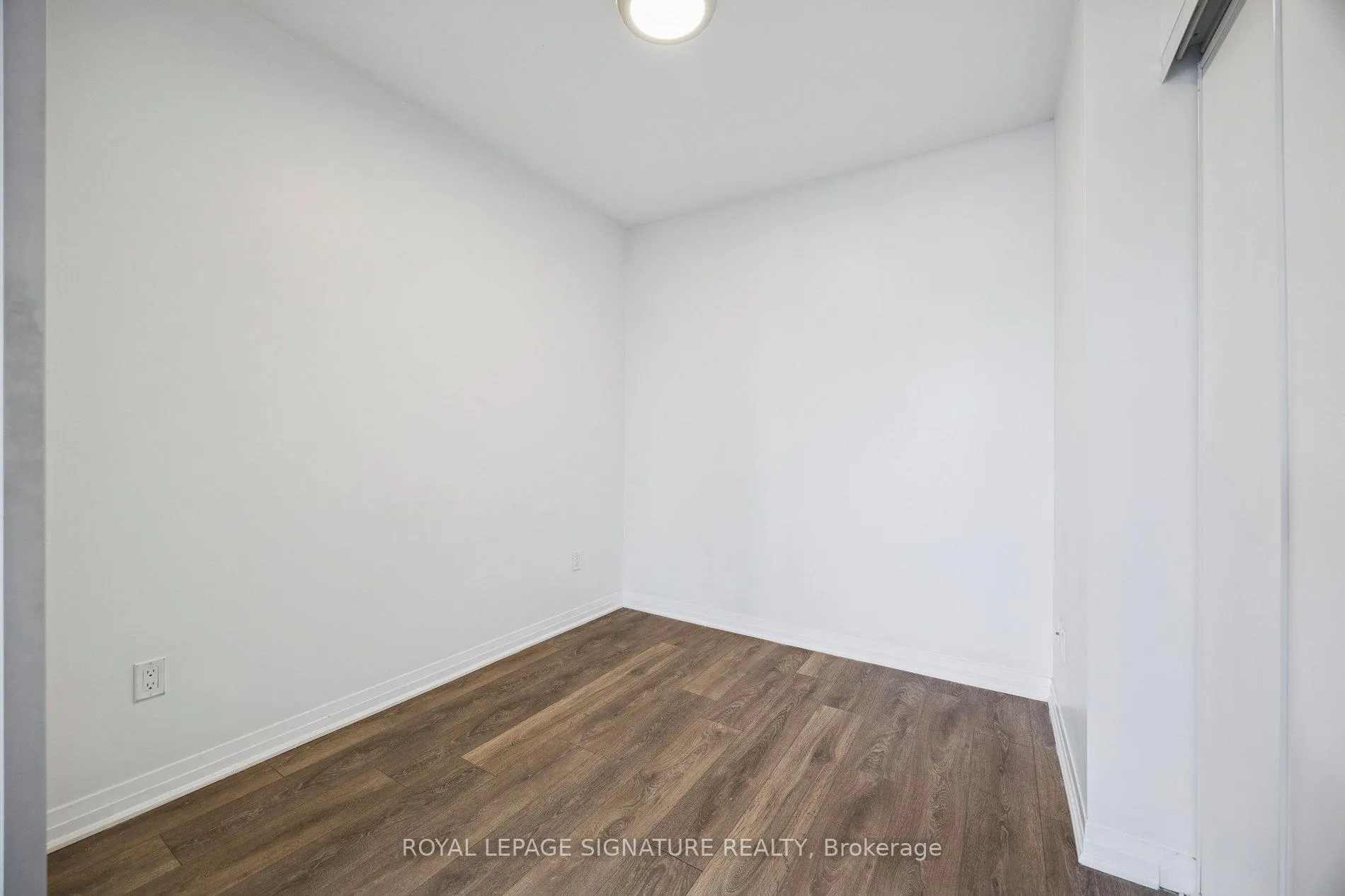 Photo 31 of Unit 424, 2301 Danforth Avenue, Toronto, East End-Danforth — HOMEH