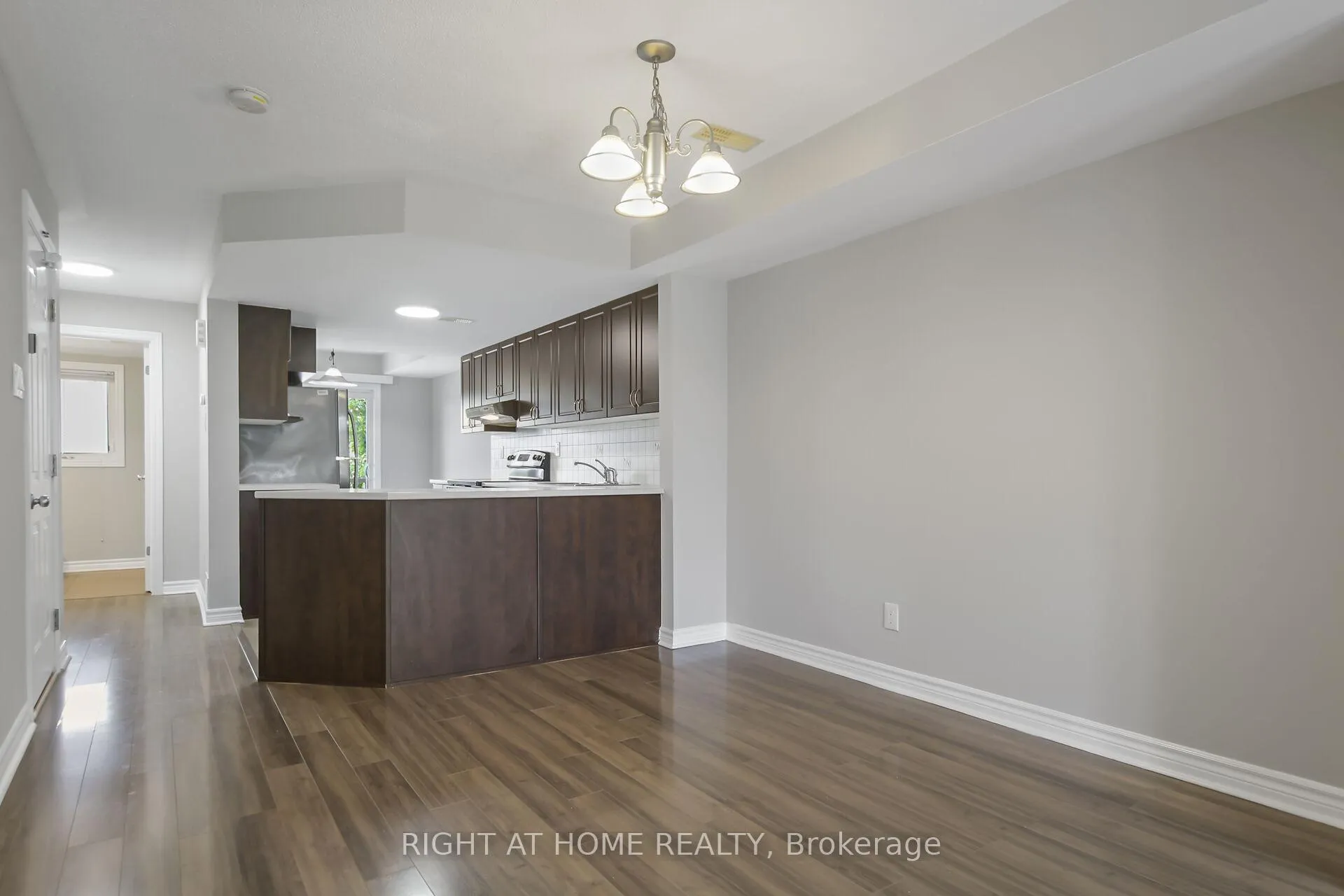 Photo 5 of Unit B, 1120 Klondike Road, Ottawa, Kanata - Morgan's Grant/South March — HOMEH