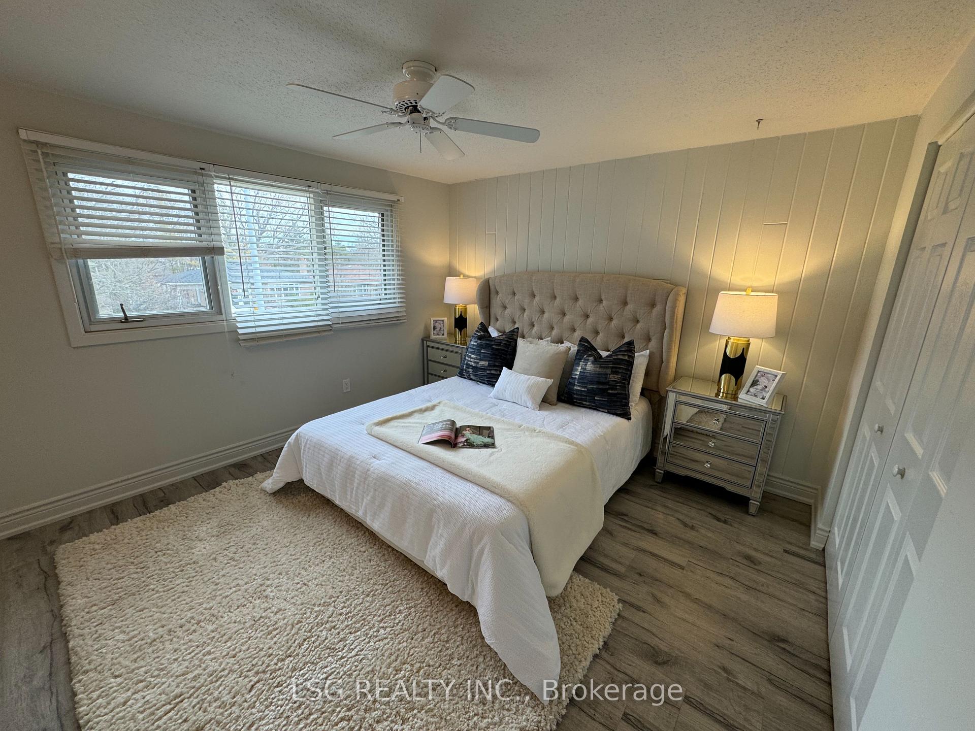 Photo 8 of 46 Devins Drive, Aurora, Aurora Heights — HOMEH