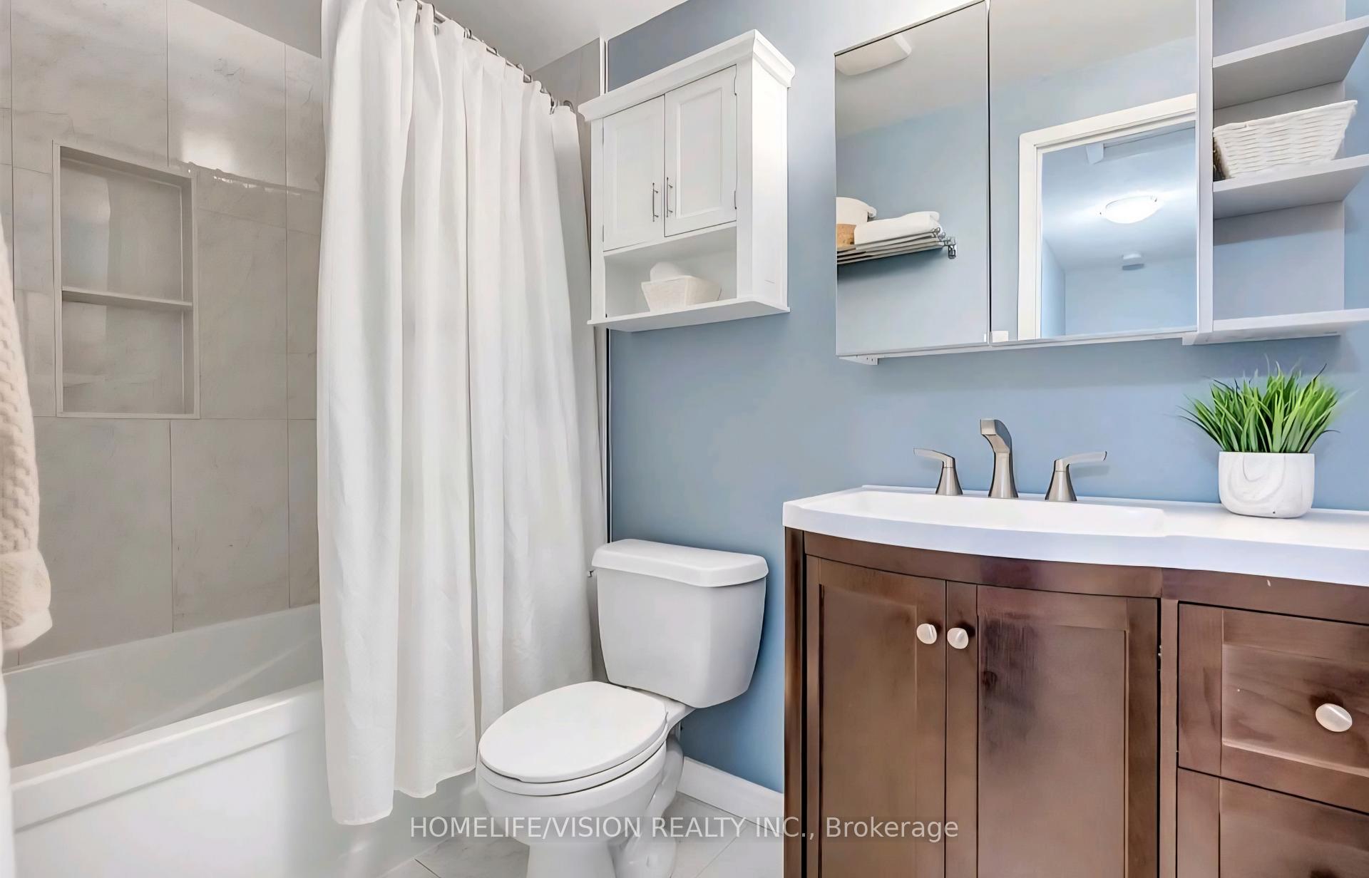 Photo 12 of Unit 46, 700 Harmony Road N, Oshawa, Pinecrest — HOMEH