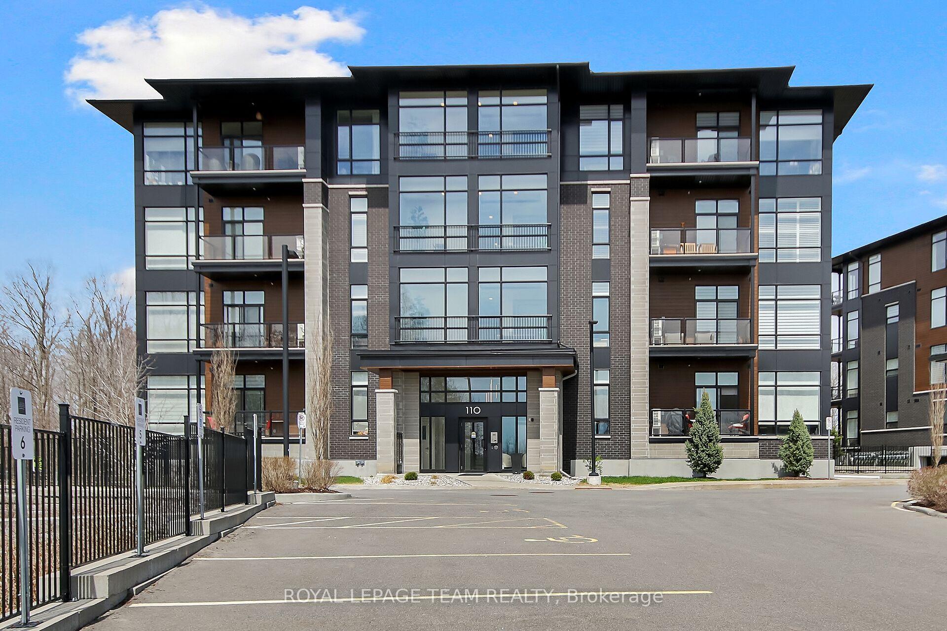 Front of Unit 201, 110 Cortile Private