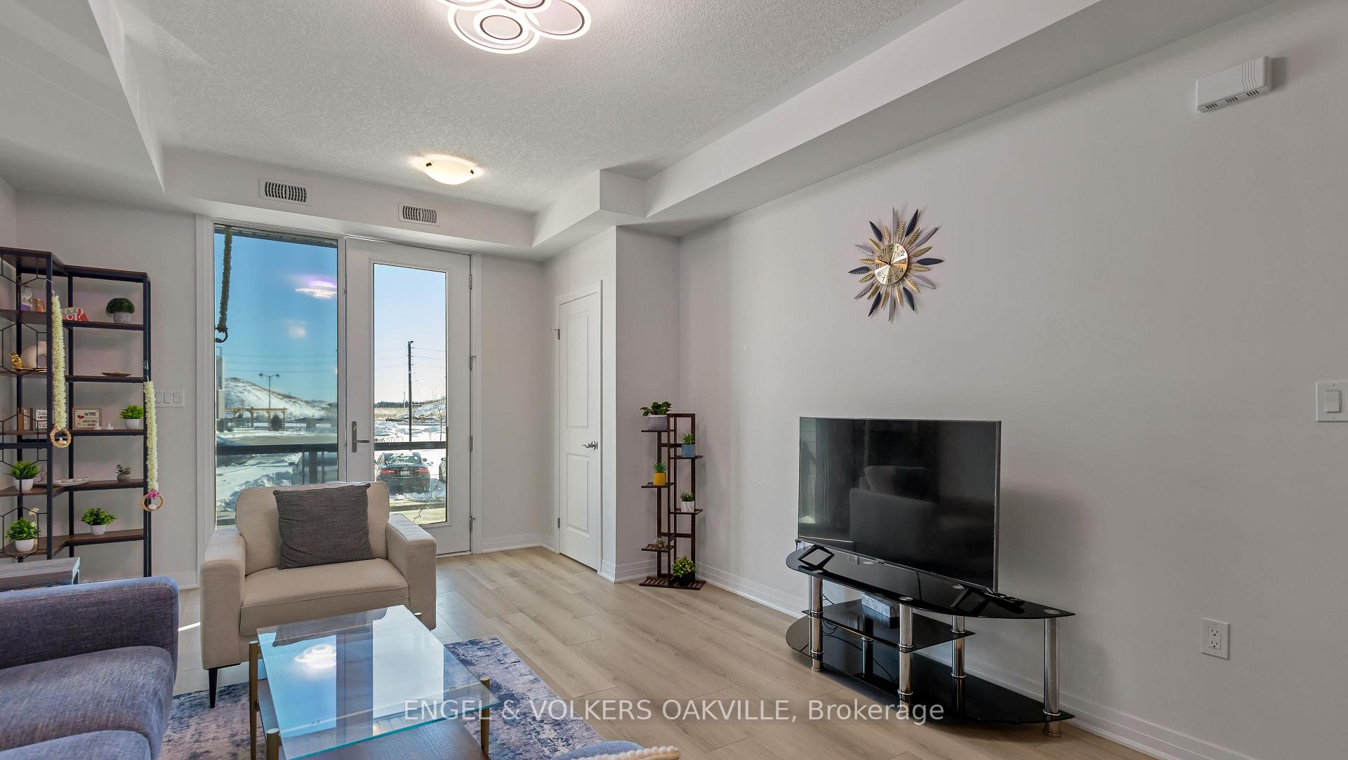 Photo 10 of Unit 26, 142 Foamflower Place, Waterloo — HOMEH