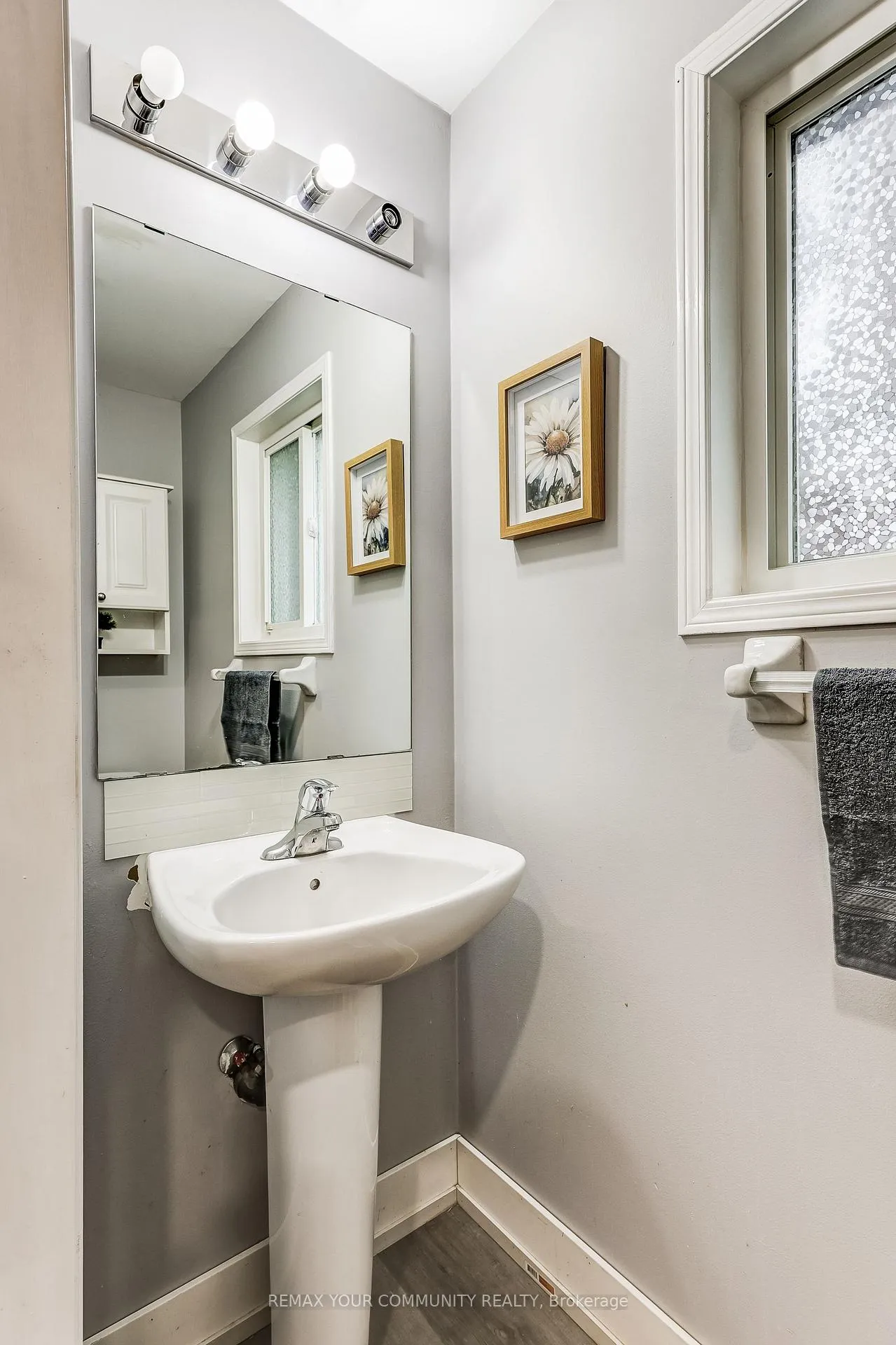 Photo 9 of 18 Tozer Crescent, Ajax, Northwest Ajax — HOMEH