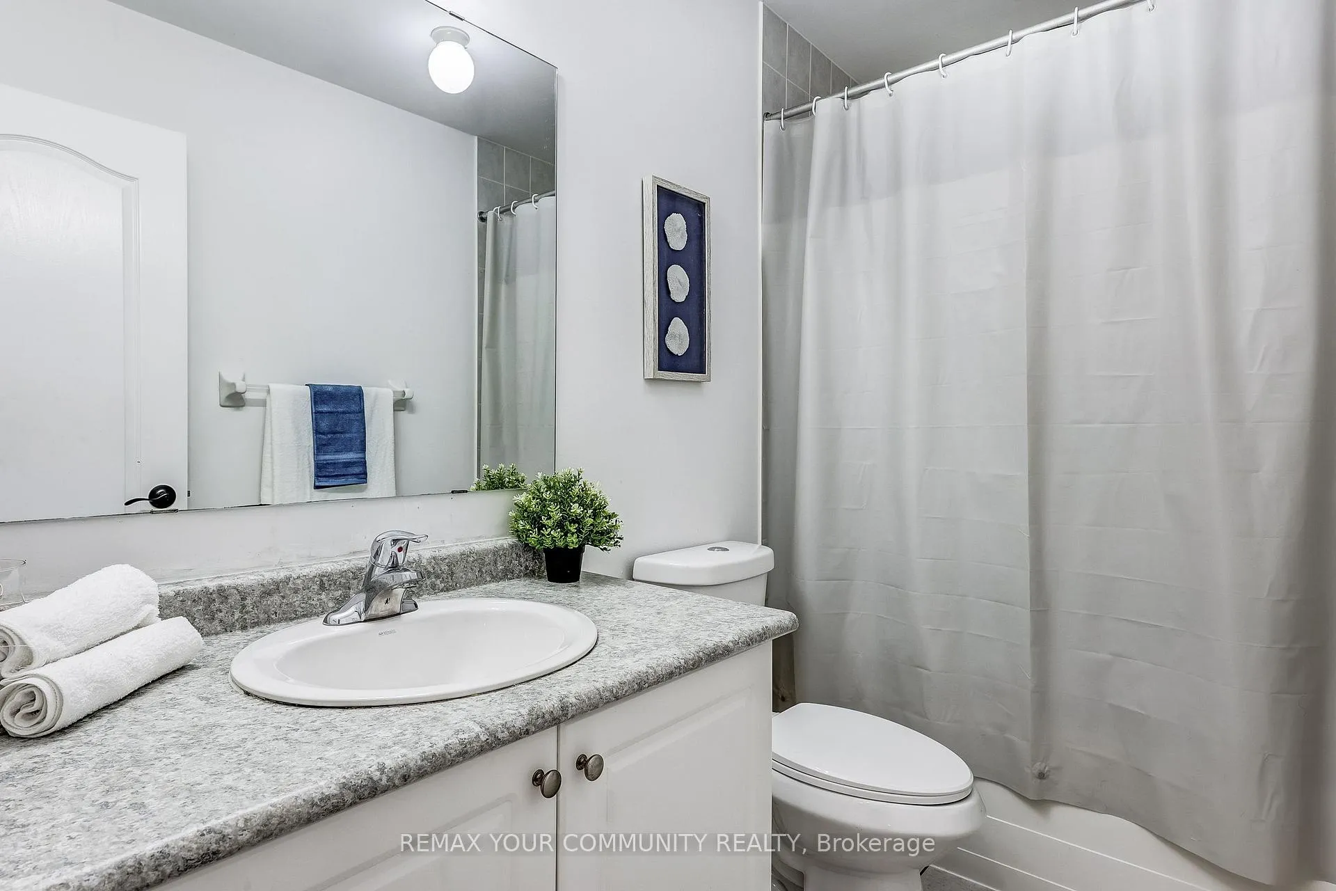 Photo 29 of 18 Tozer Crescent, Ajax, Northwest Ajax — HOMEH