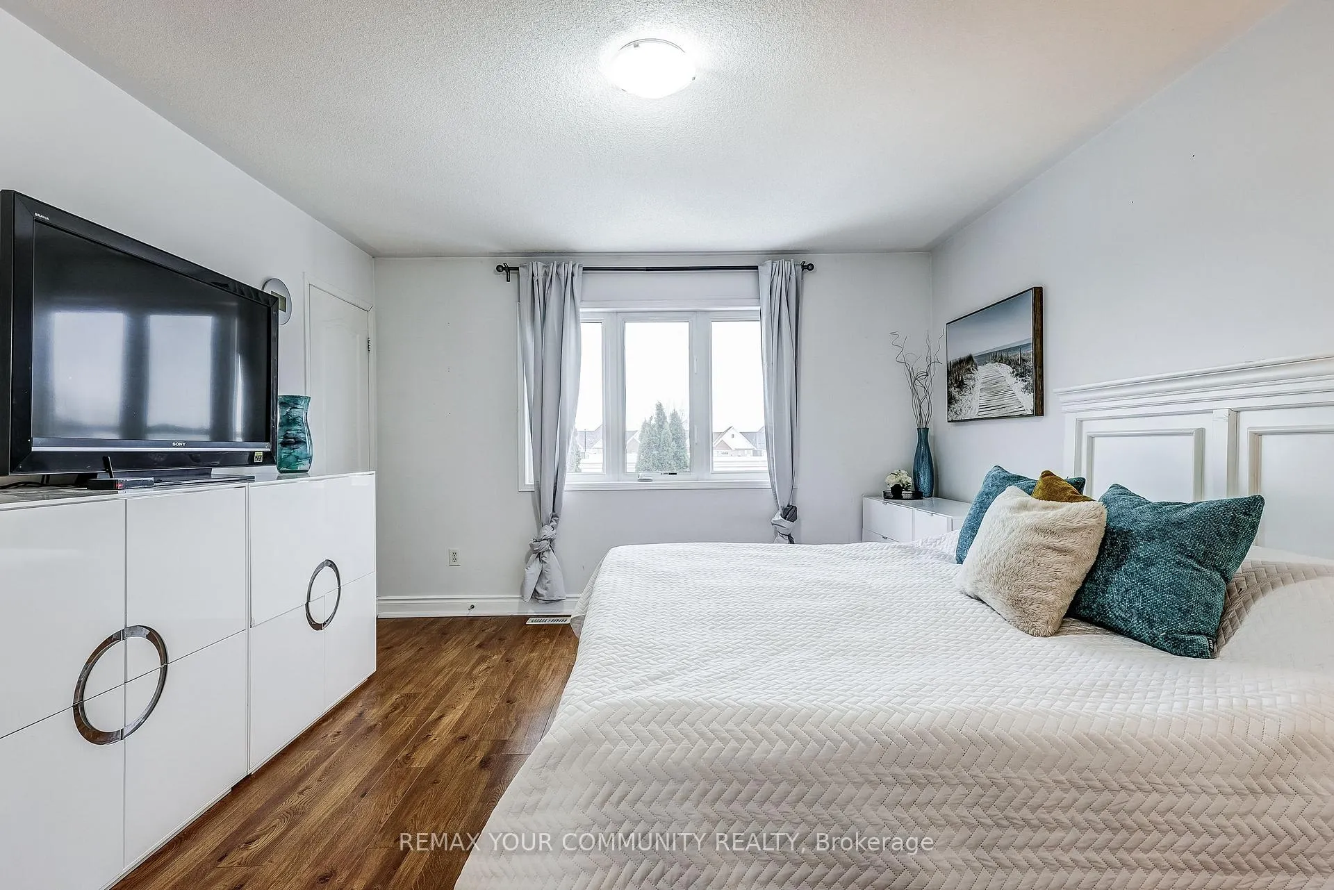 Photo 31 of 18 Tozer Crescent, Ajax, Northwest Ajax — HOMEH