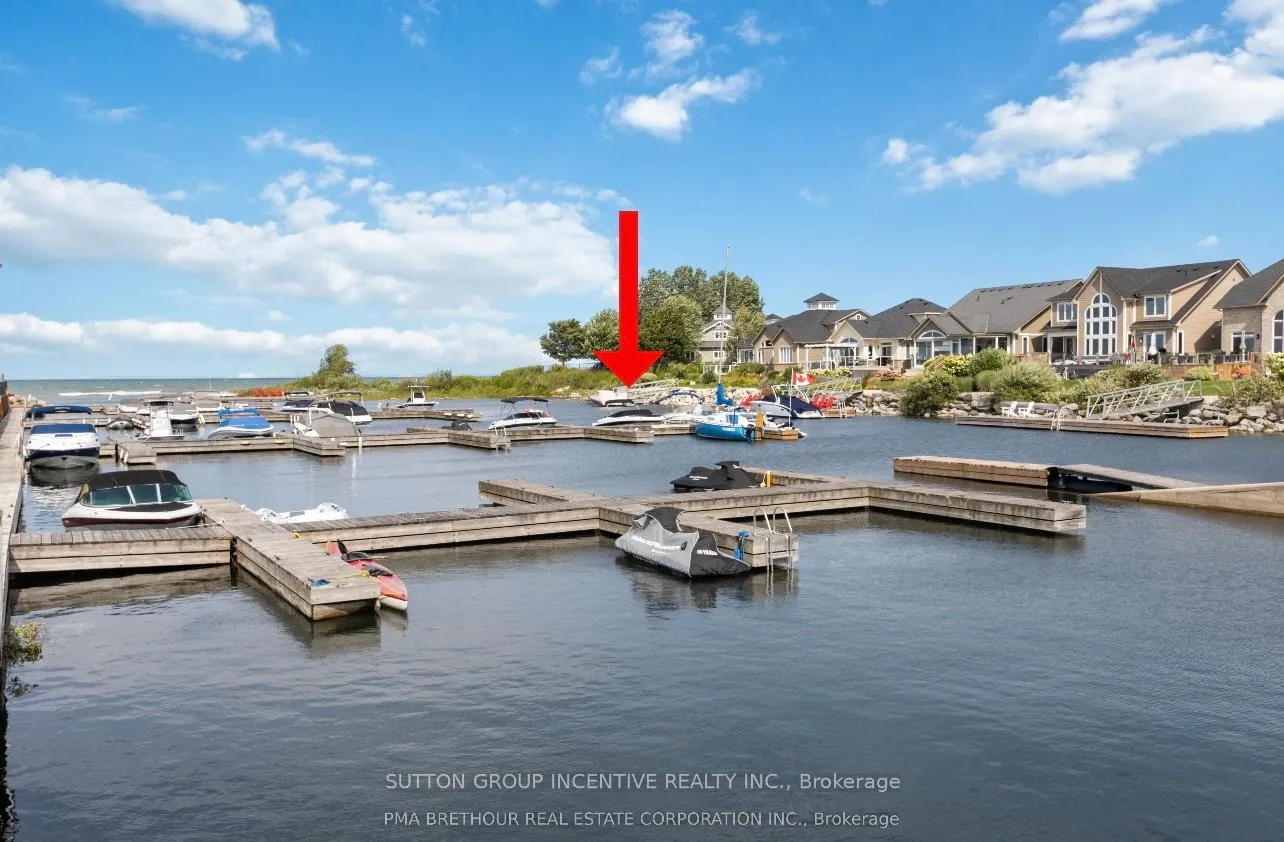 Photo 2 of 10 Waterfront Circle, Collingwood — HOMEH