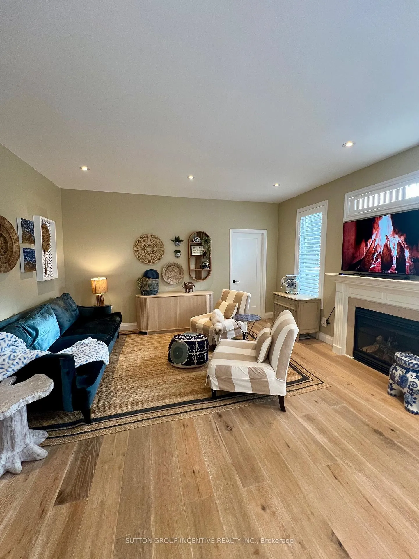 Photo 16 of 10 Waterfront Circle, Collingwood — HOMEH