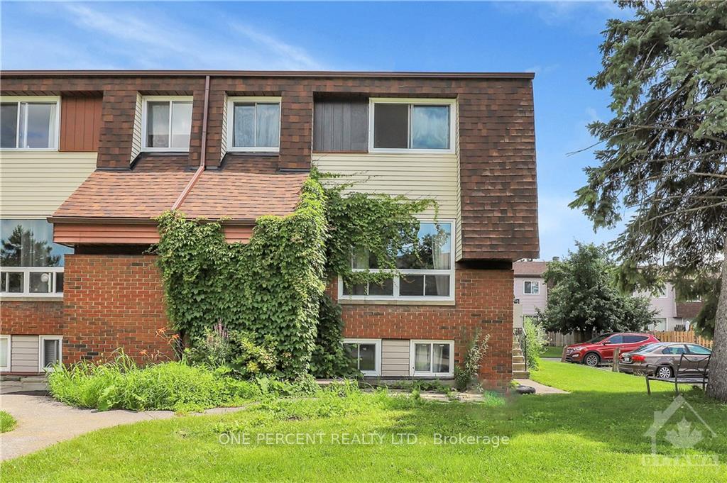 Front of Unit B, 44 Woodvale