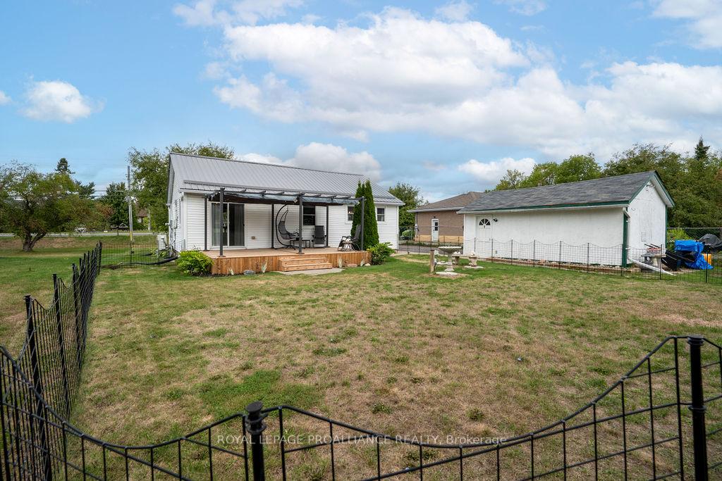 Photo 36 of 4324 Old 2 Highway, Belleville, Belleville Ward — HOMEH