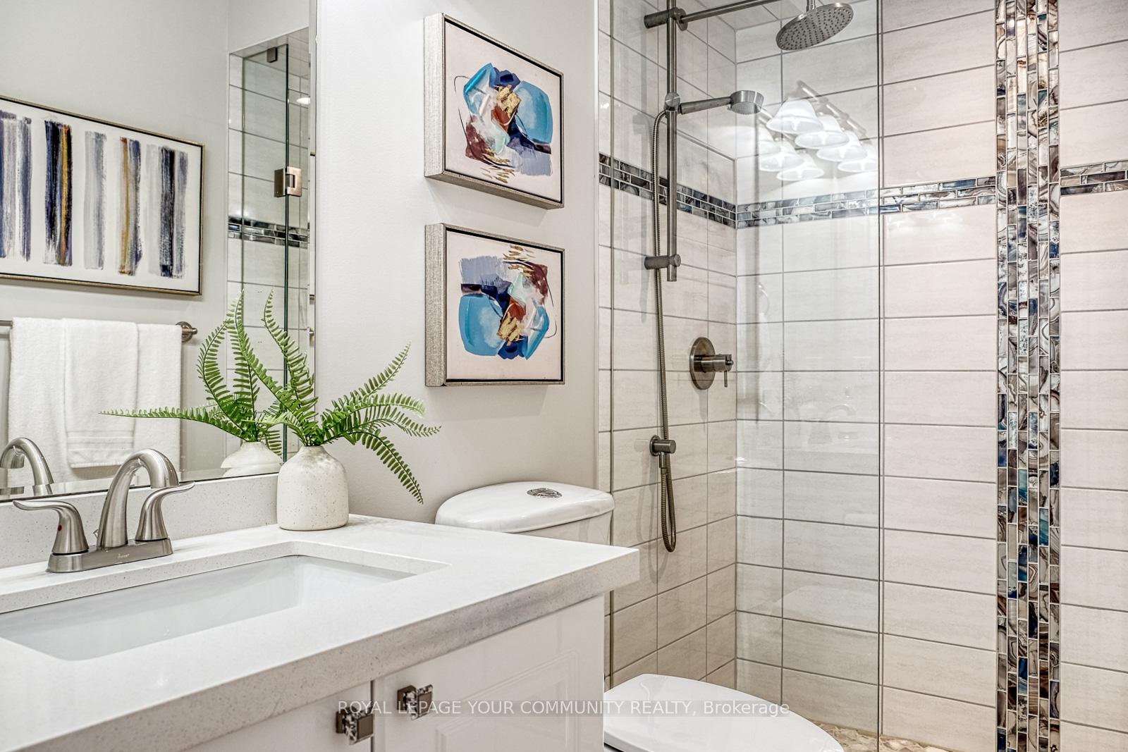 Photo 37 of Unit 56, 59 Stonecliffe Crescent, Aurora, Aurora Estates — HOMEH