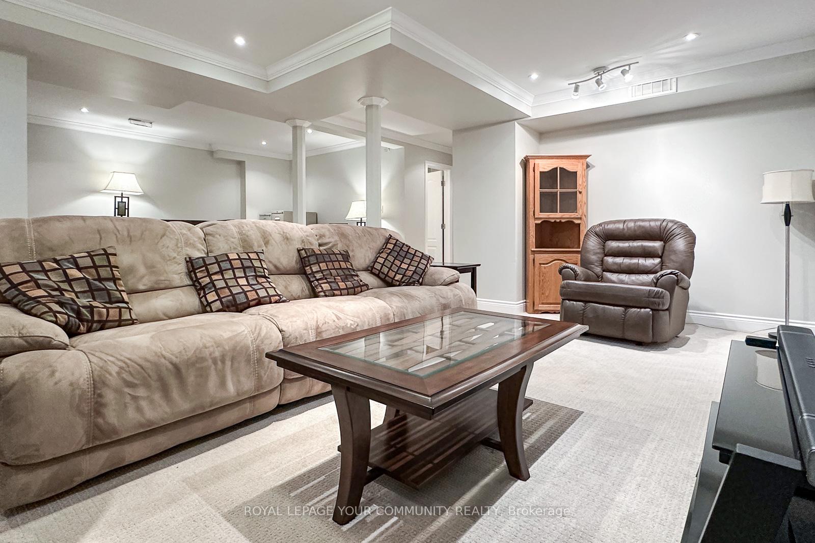 Photo 43 of Unit 56, 59 Stonecliffe Crescent, Aurora, Aurora Estates — HOMEH