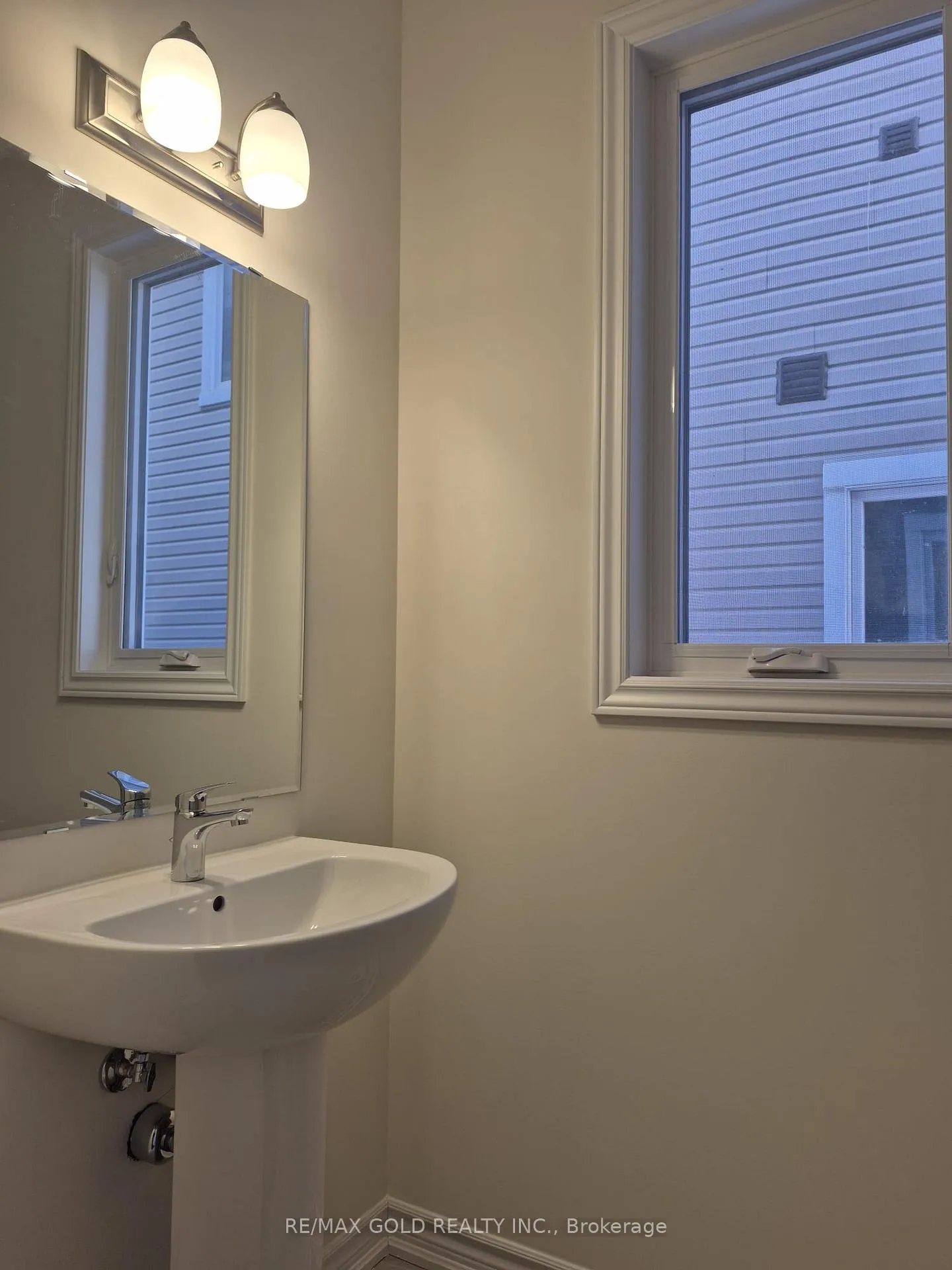 Photo 7 of 173 Gear Avenue, Erin — HOMEH