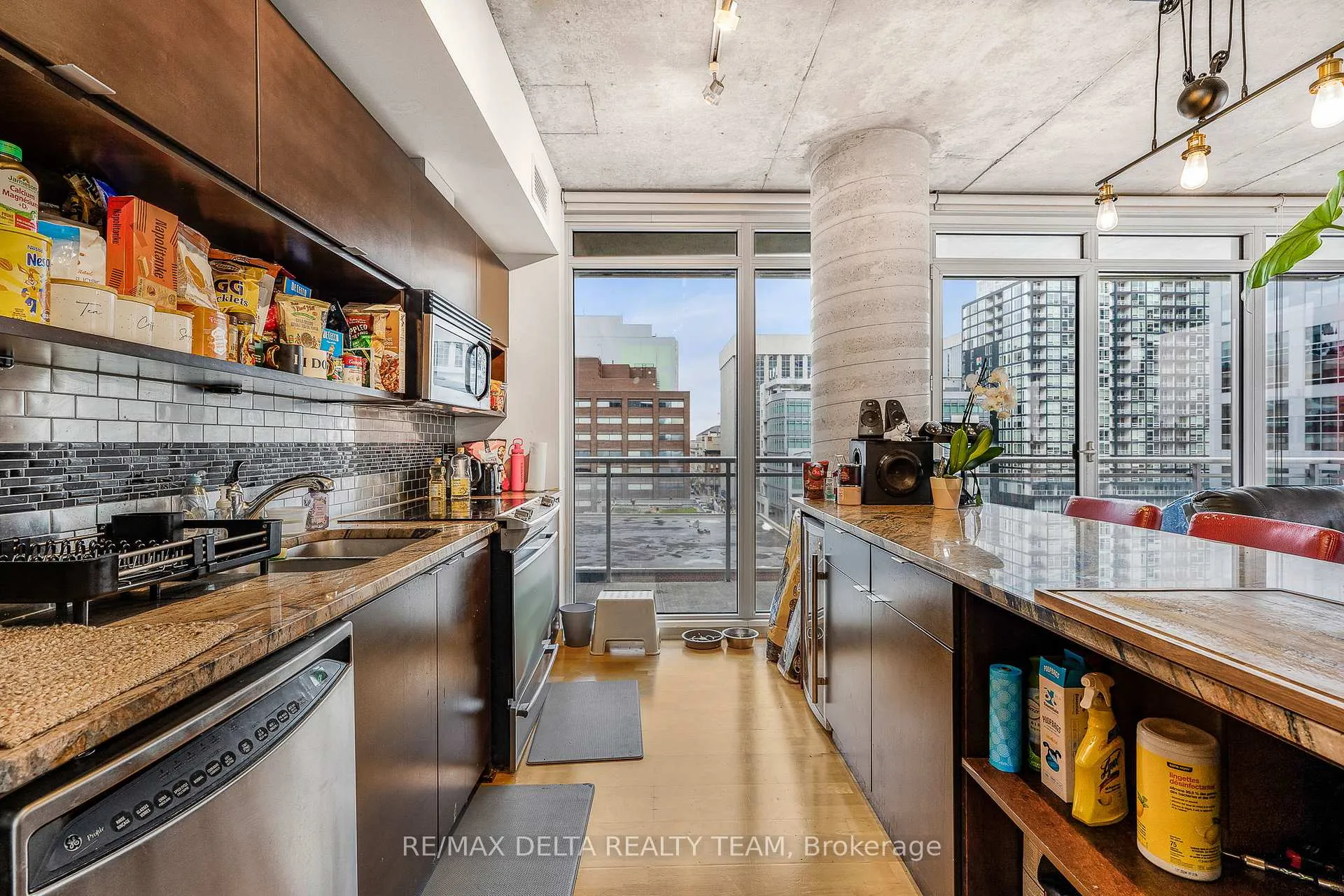 Photo 9 of Unit 809, 324 Laurier Avenue W, Ottawa, Ottawa Centre — HOMEH