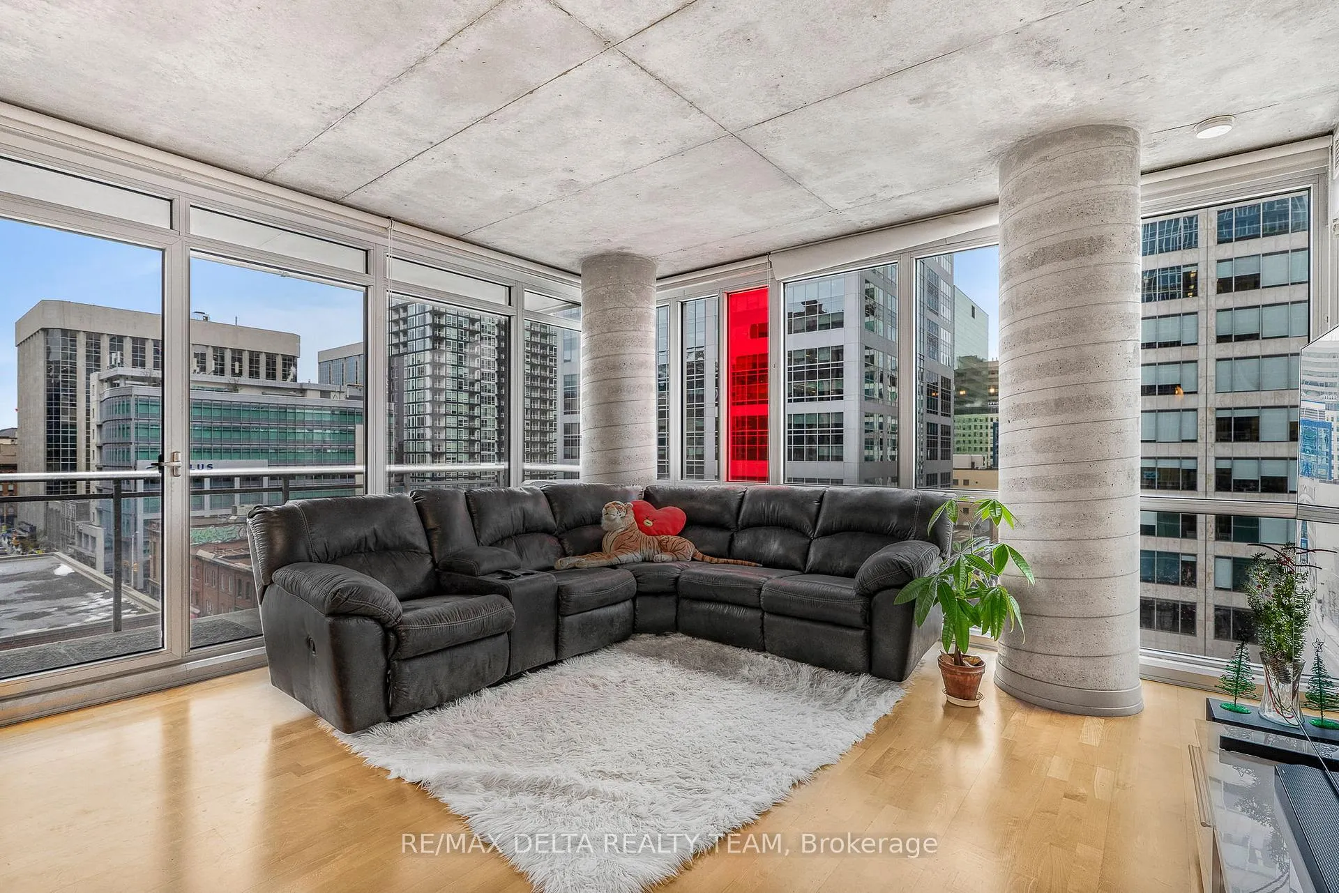 Photo 15 of Unit 809, 324 Laurier Avenue W, Ottawa, Ottawa Centre — HOMEH