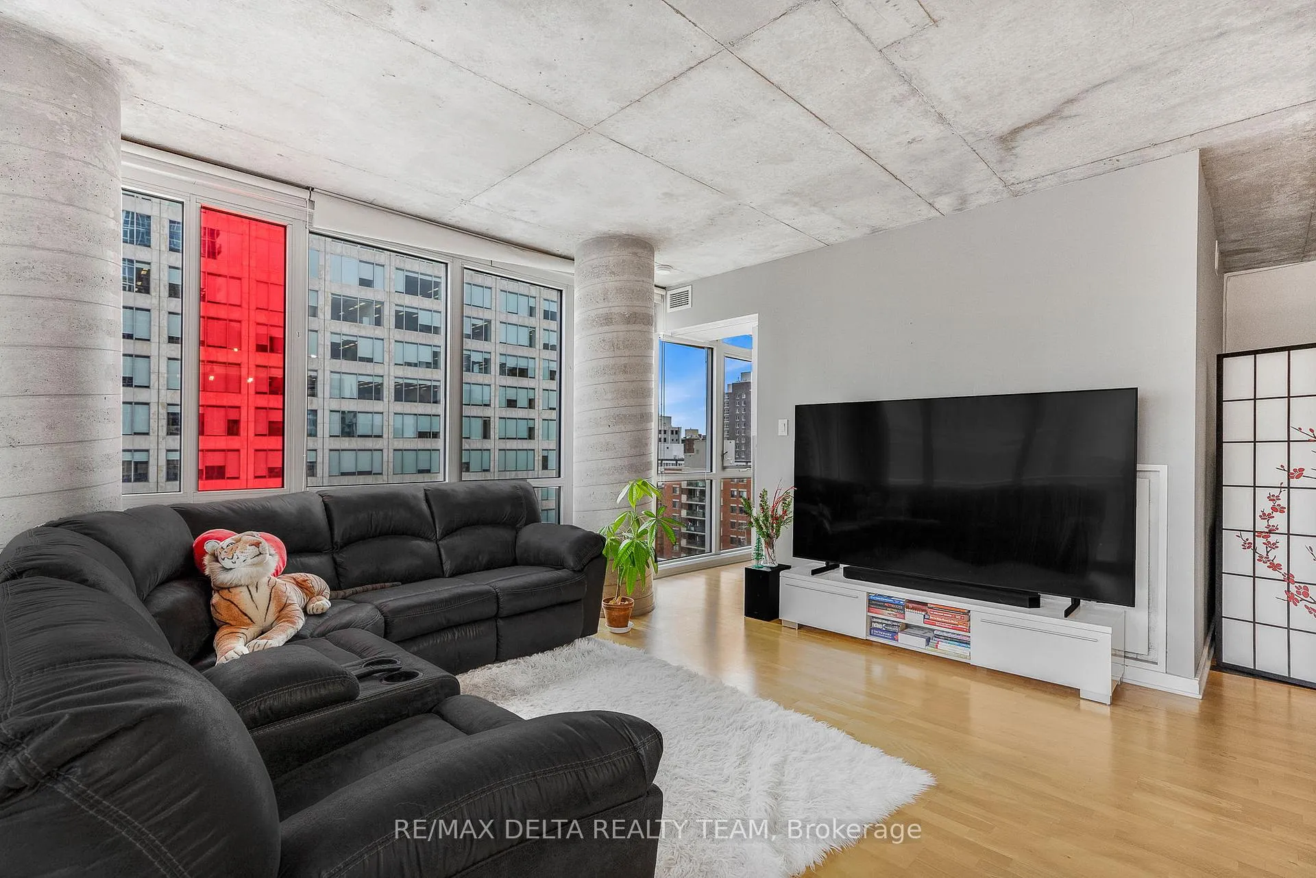Photo 16 of Unit 809, 324 Laurier Avenue W, Ottawa, Ottawa Centre — HOMEH