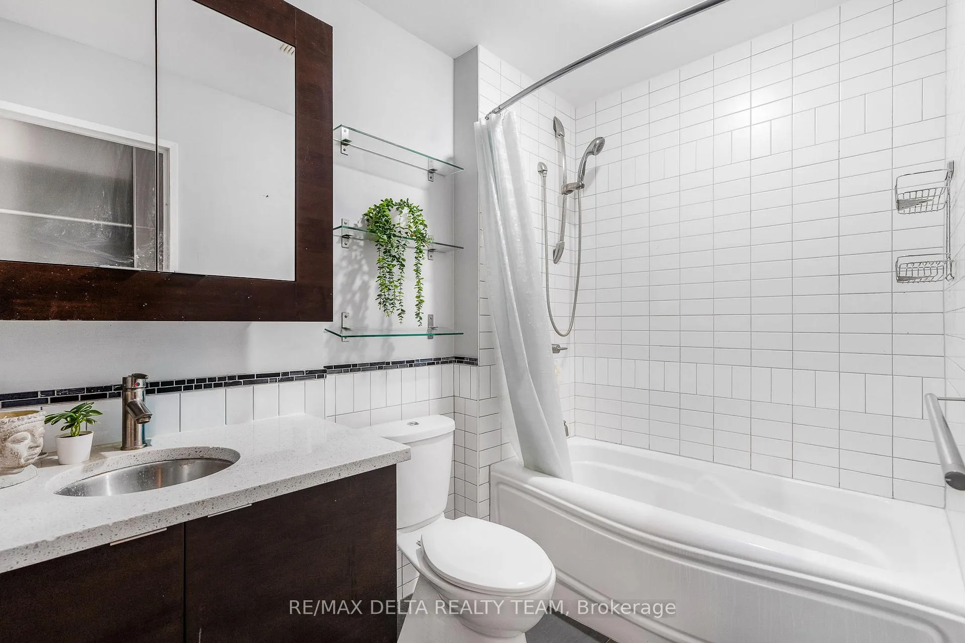 Photo 18 of Unit 809, 324 Laurier Avenue W, Ottawa, Ottawa Centre — HOMEH