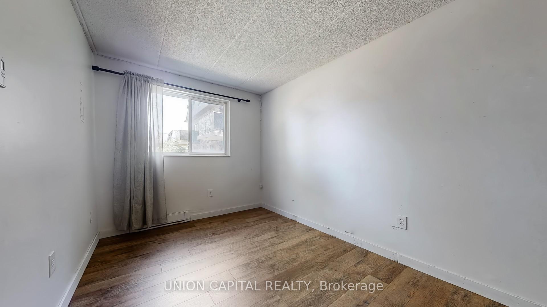 Photo 11 of Unit 27, 43 Taunton Road E, Oshawa, Centennial — HOMEH