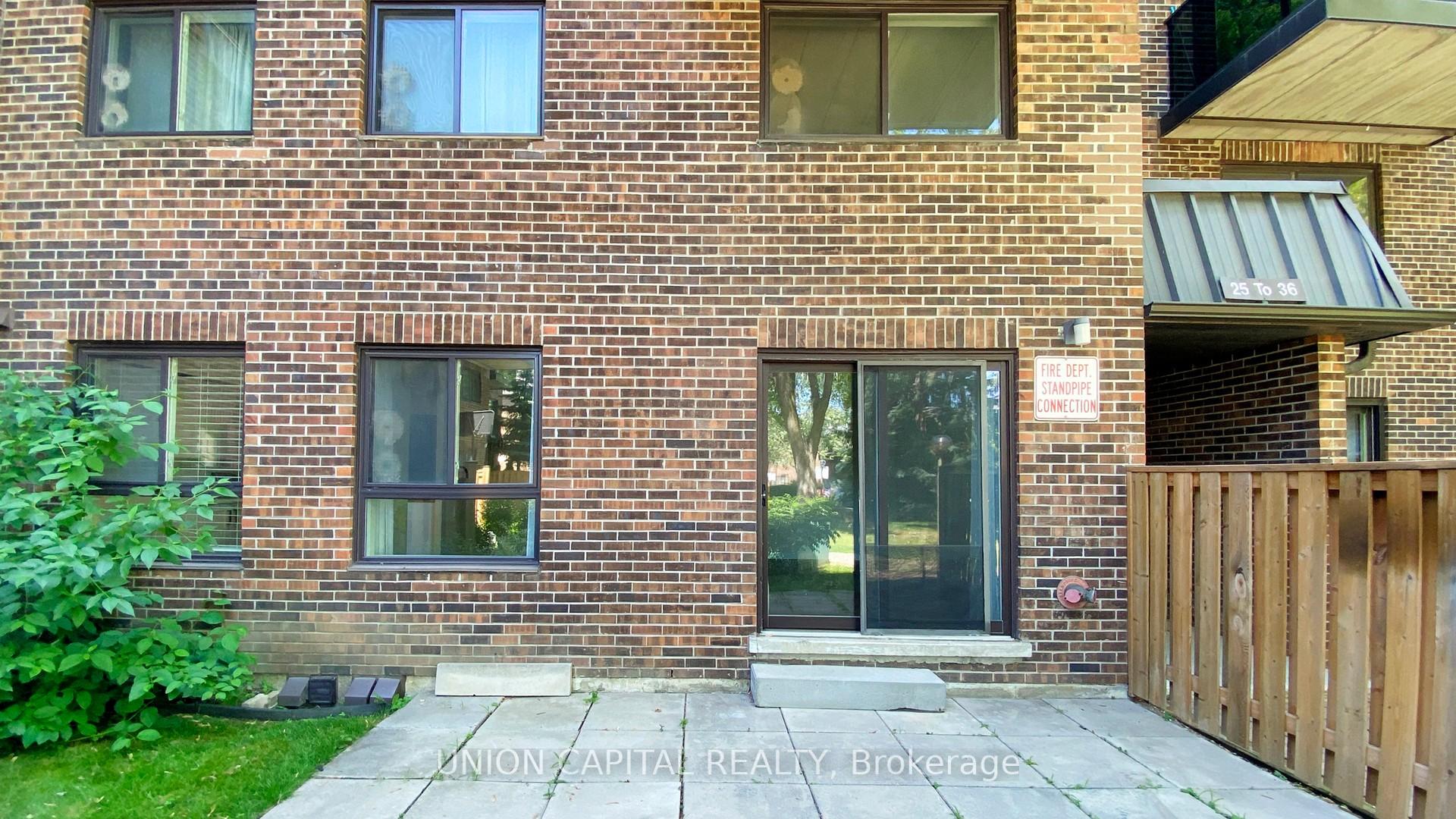 Photo 15 of Unit 27, 43 Taunton Road E, Oshawa, Centennial — HOMEH