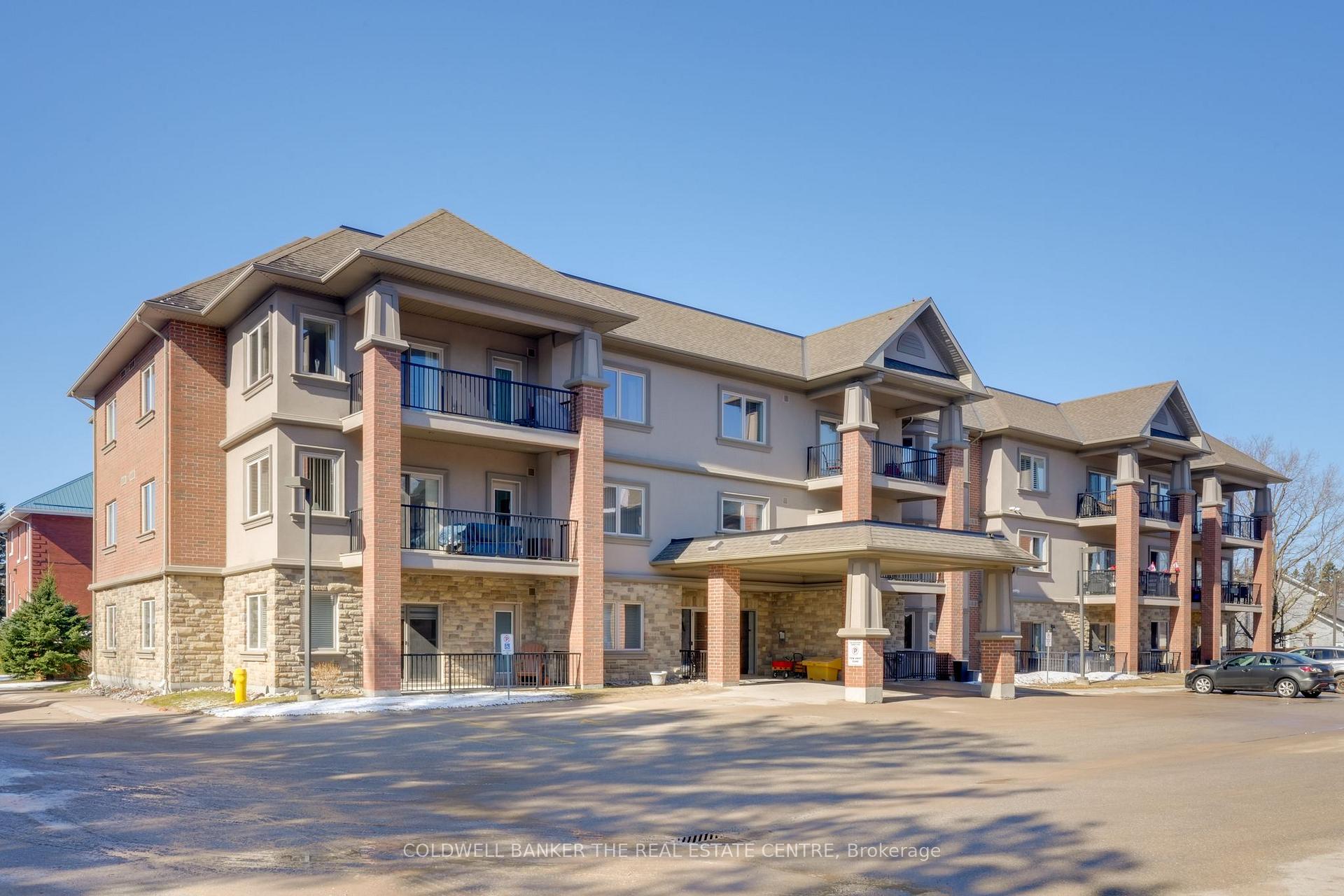 Photo 1 of Unit 305, 19A Yonge Street S, Springwater, Elmvale — HOMEH