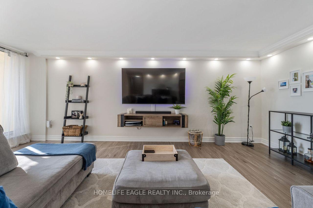 Photo 17 of Unit 1801, 61 Richview Road, Etobicoke, Humber Heights — HOMEH