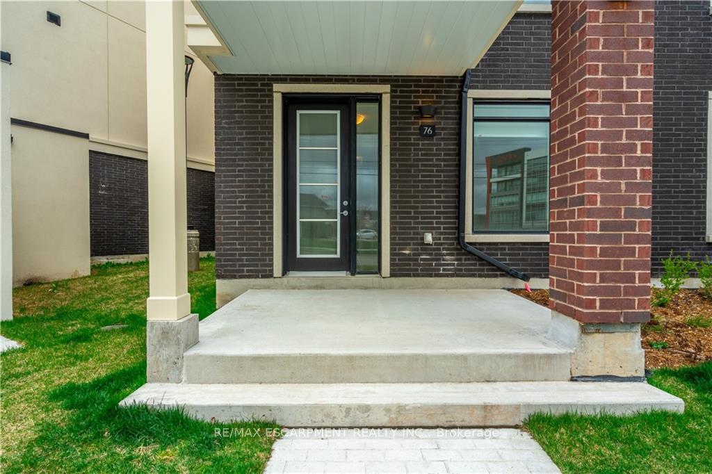 Photo 11 of Unit 76, 10 Windward Drive, Grimsby, Grimsby Beach — HOMEH