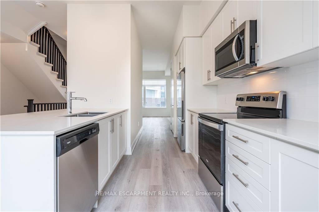 Photo 12 of Unit 76, 10 Windward Drive, Grimsby, Grimsby Beach — HOMEH