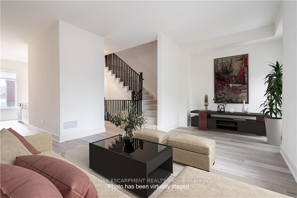 Photo 18 of Unit 76, 10 Windward Drive, Grimsby, Grimsby Beach — HOMEH