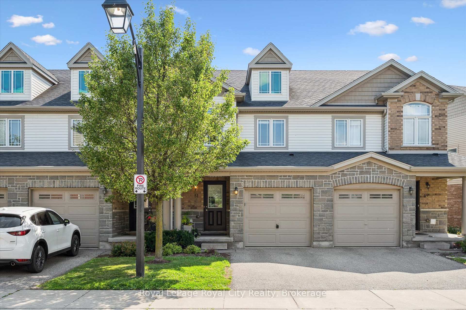Photo 1 of 51 Oldfield Drive, Guelph, Pineridge/Westminster Woods — HOMEH